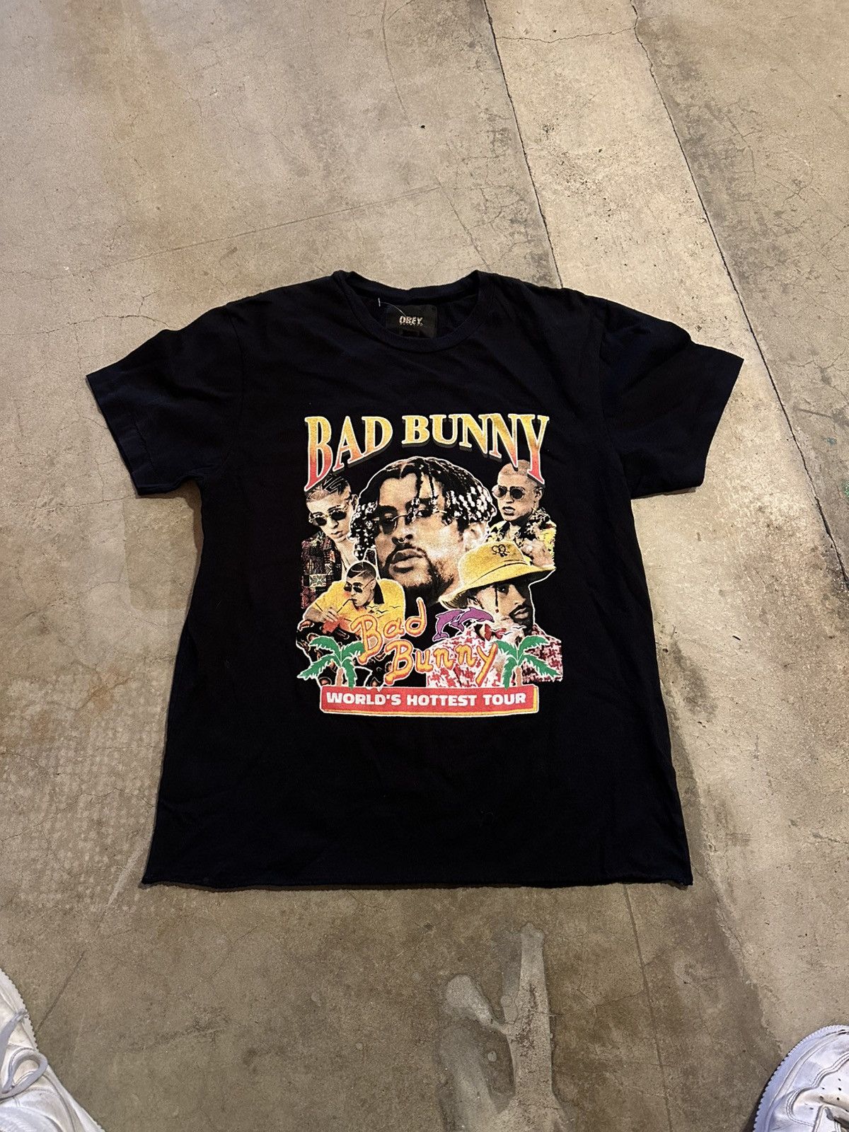 Obey Bad bunny worlds hottest tour tee shirt x obey Size US M / EU 48-50 / 2 - 1 Thumbnail