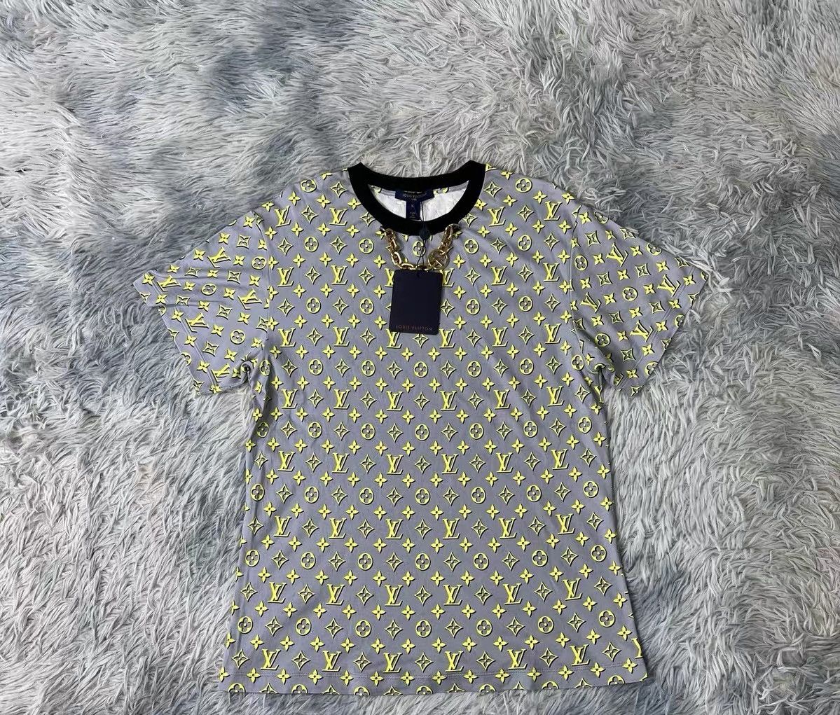 Louis Vuitton Louis Vuitton all-over print short sleeve T-shirt Size US XL / EU 56 / 4 - 1 Thumbnail
