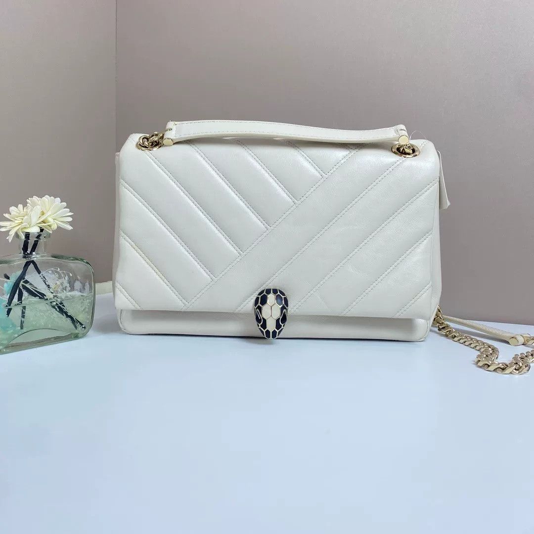 Bvlgari Pre-loved Bag Very good condition Size ONE SIZE - 1 Preview