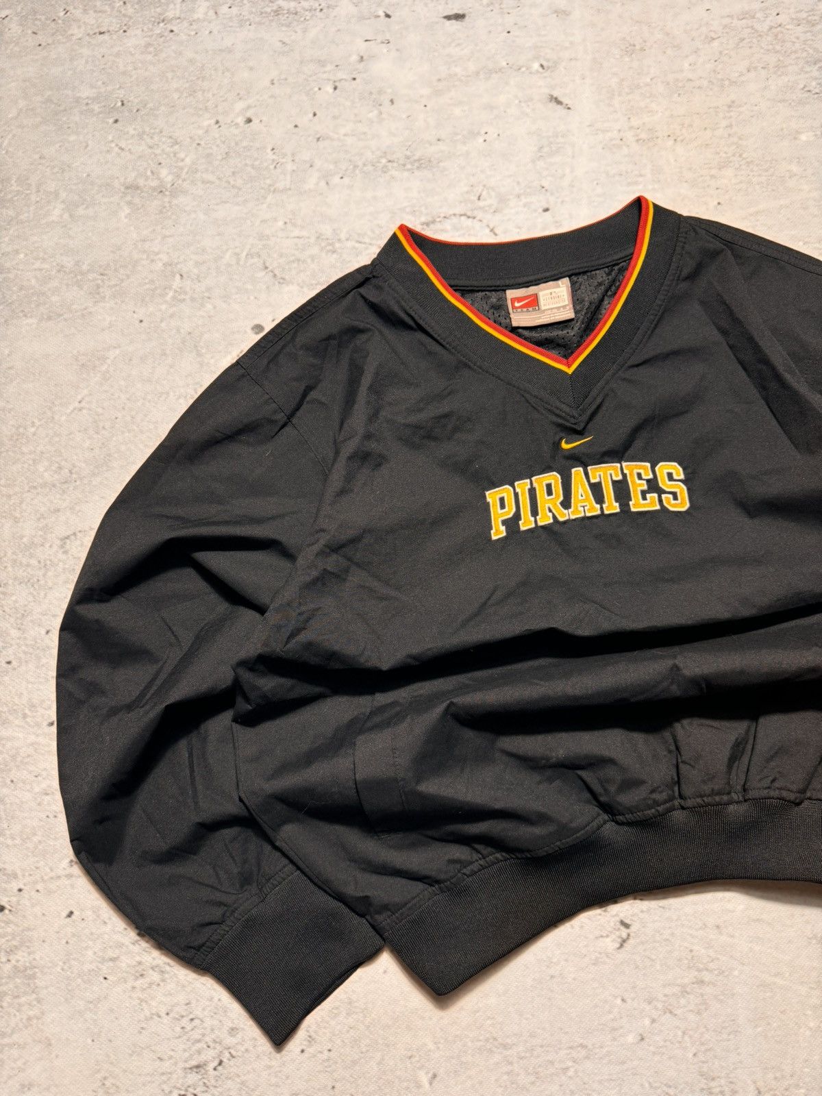 Nike × Vintage NIKE PIRATES VINTAGE CENTER LOGO OVERSIZE BOXY SWEATSHIRT Size US L / EU 52-54 / 3 - 2 Thumbnail
