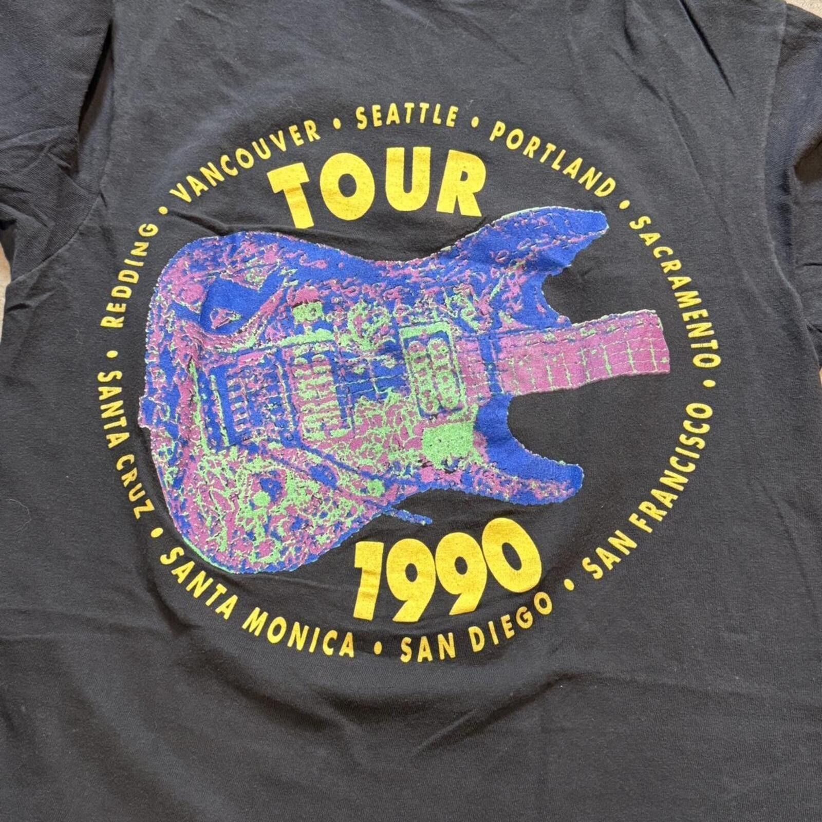 Other Authentic 1990 Joe Satriani tour t-shirt. Size US M / EU 48-50 / 2 - 3 Thumbnail