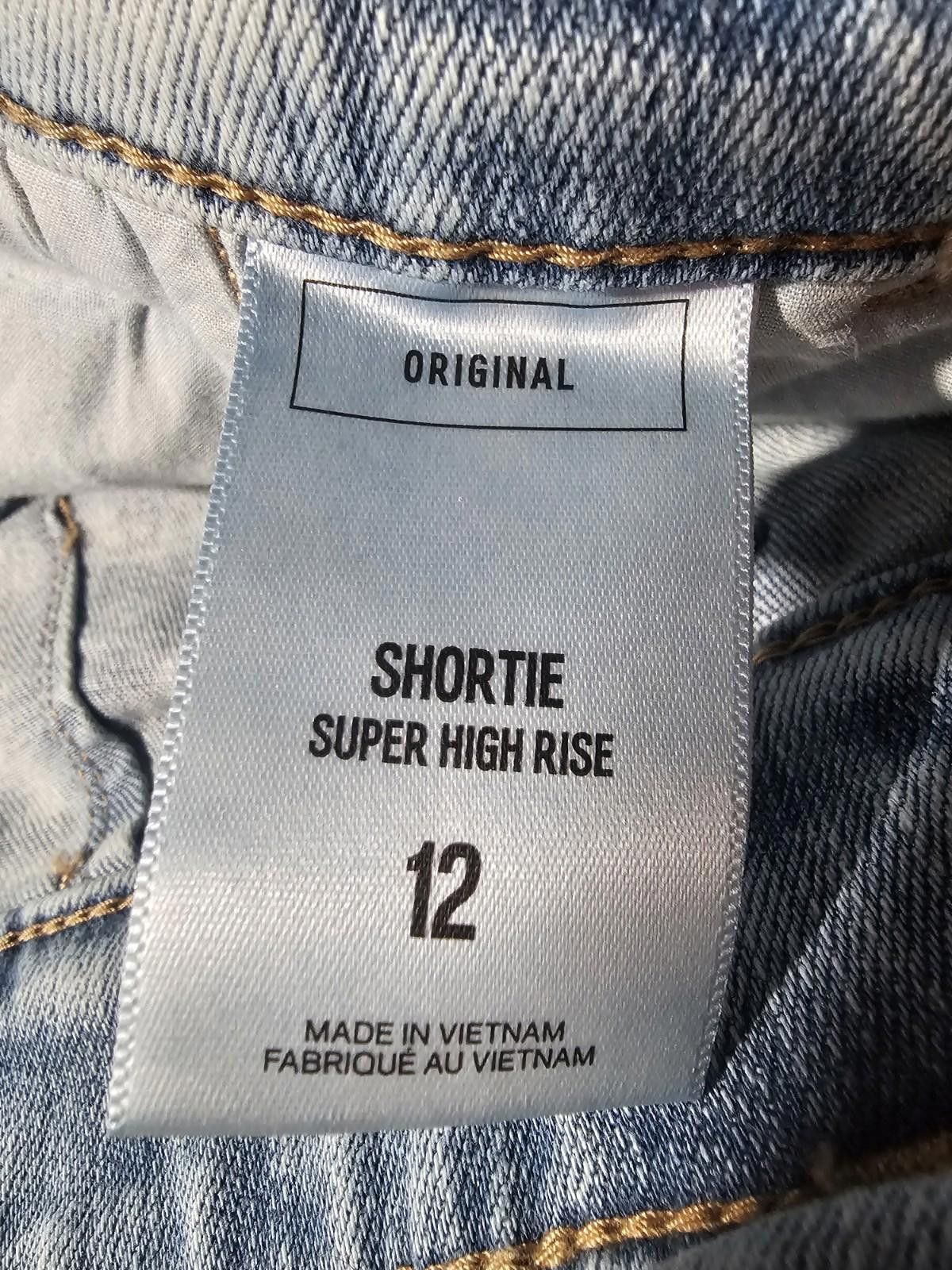 Express Express Shorts Shortie Super High Rise Belt Pockets 12 Cuffs Size 34" / US 12 / IT 48 - 6 Thumbnail
