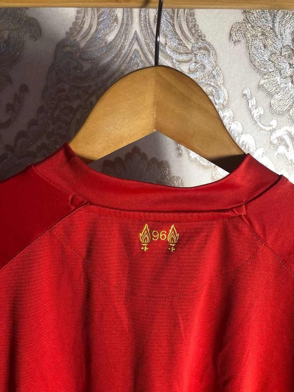Warrior VINTAGE WARRIOR FC LIVERPOOL ENGLAND SOCCER JERSEY RETRO Y2K Size US L / EU 52-54 / 3 - 7 Thumbnail