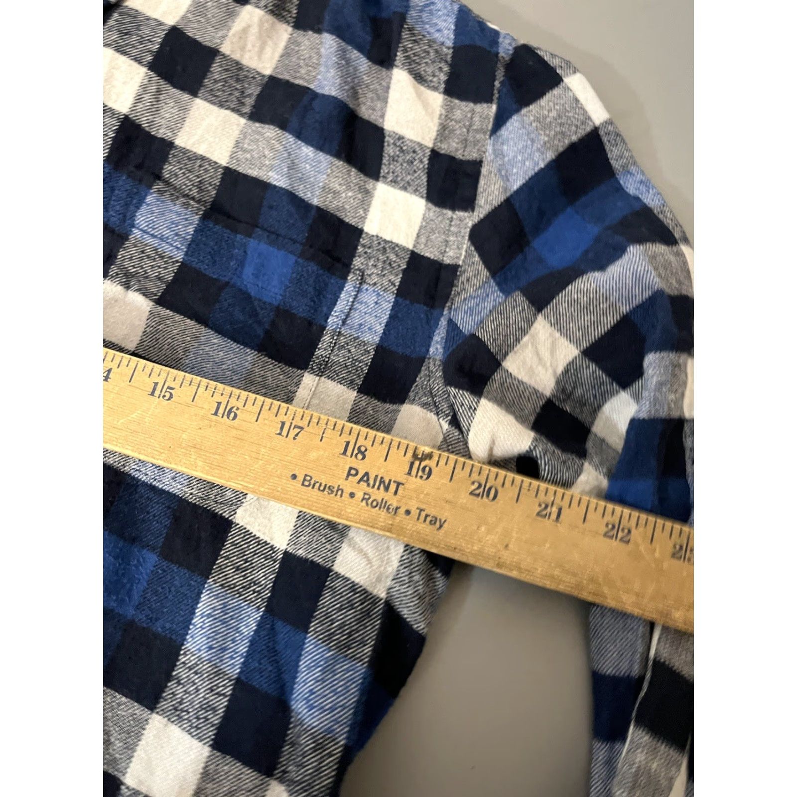 Croft & Barrow Croft & Barrow Button-Up Shirt Men Size M Blue White Plaid Check Flannel Casual Everyday Size US M / EU 48-50 / 2 - 5 Thumbnail