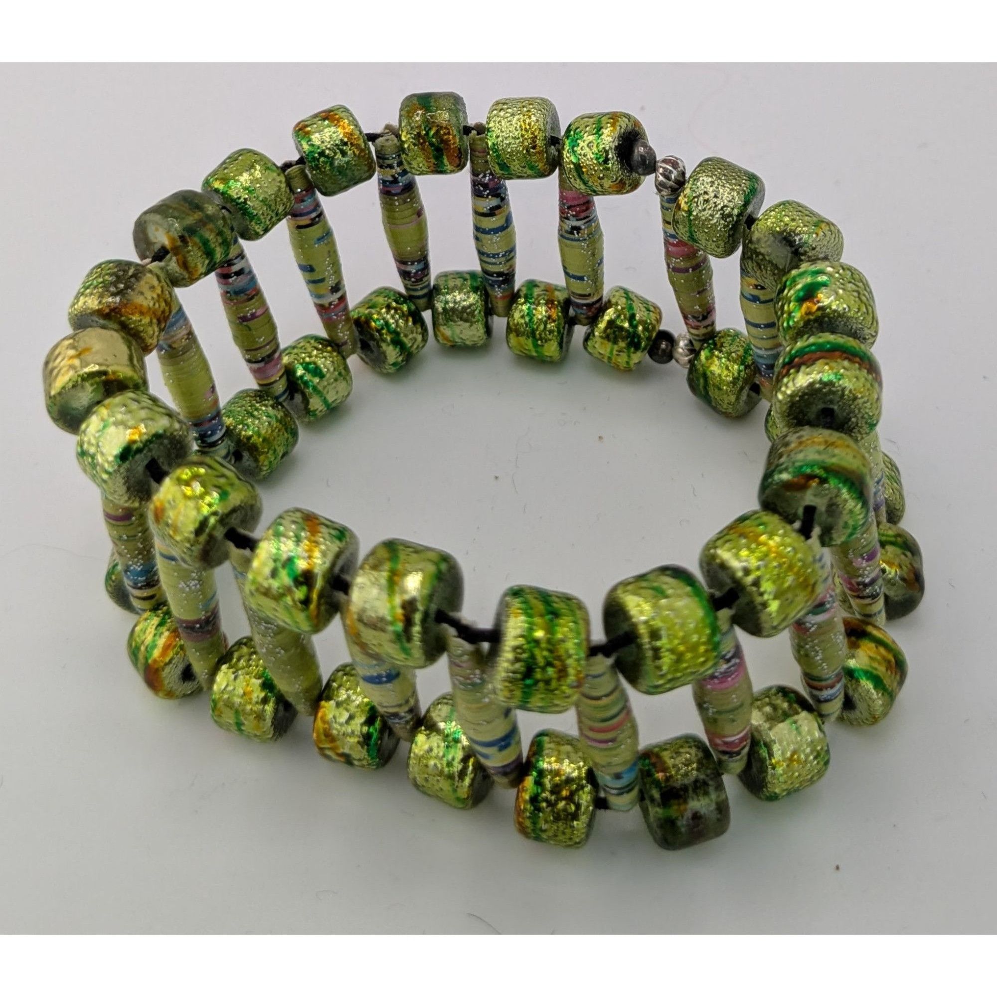 Handmade Handmade Metallic Green Paper Bead Stretch Bracelet Size ONE SIZE - 7 Thumbnail