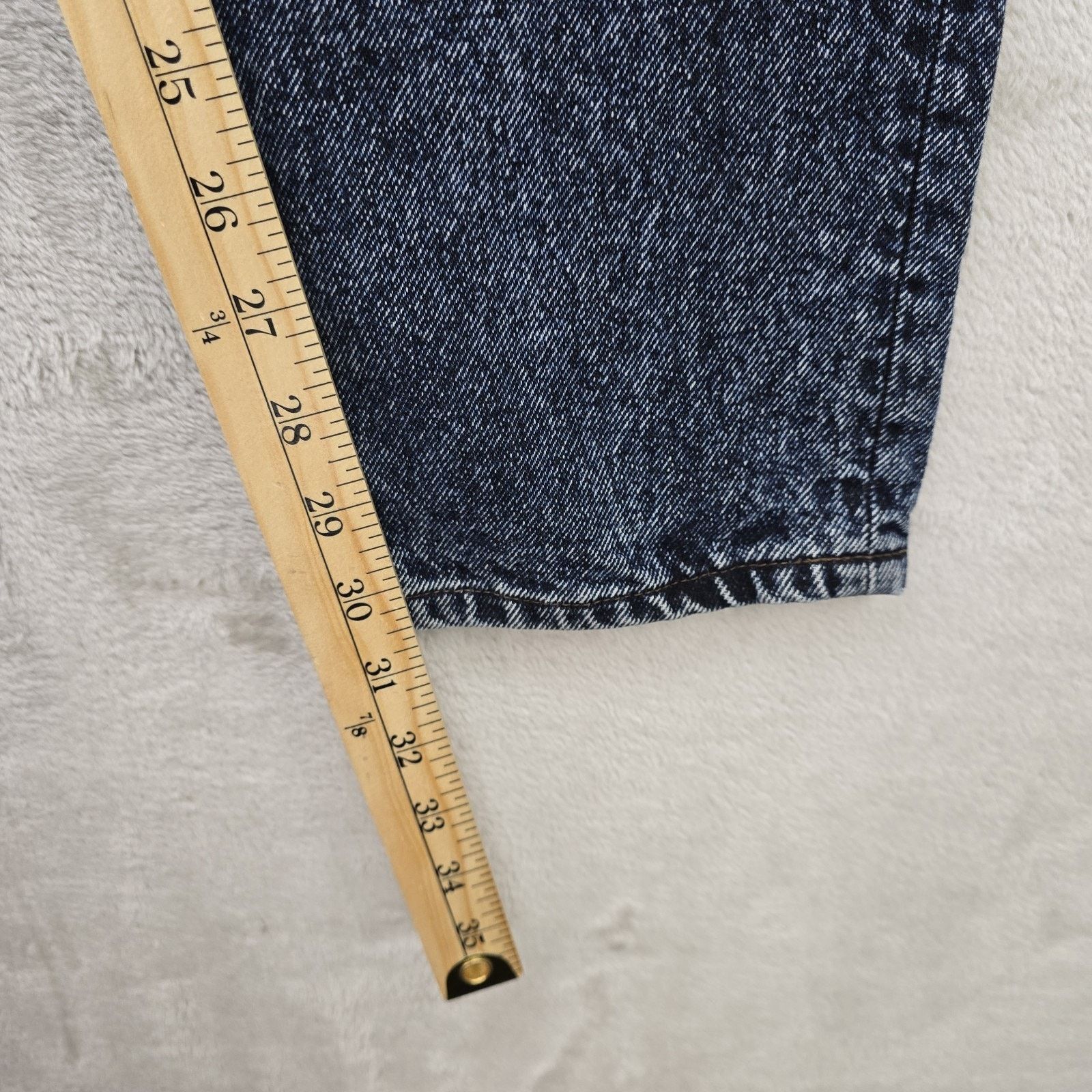 Levi's VTG Levis 550 Jeans Mens 30x32 (Fits 28x20) Made in USA 80s Size US 28 / EU 44 - 11 Thumbnail