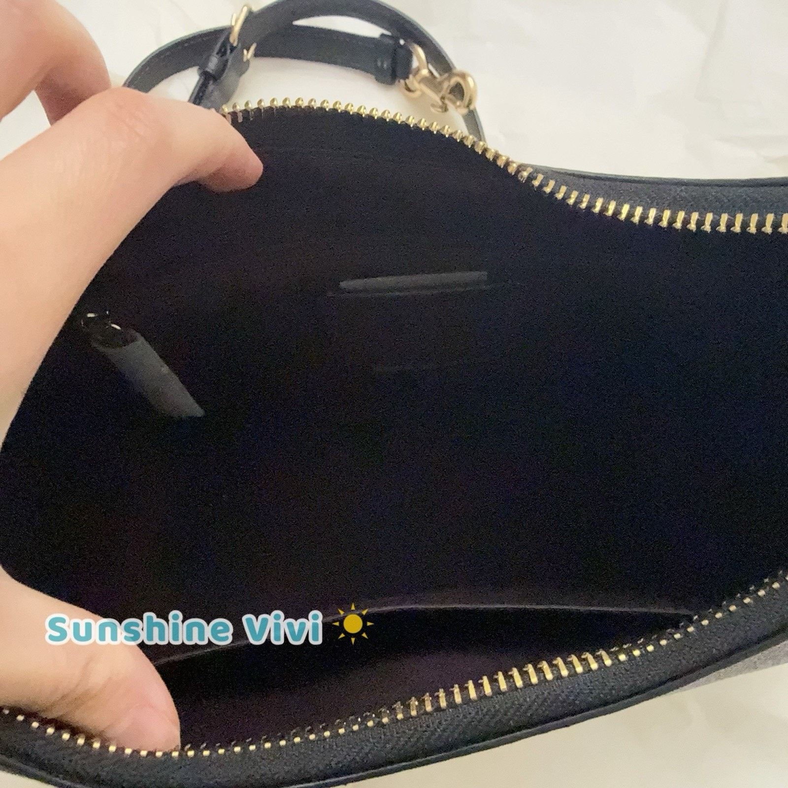 Coach NWT Coach Teri Hobo Bag Signature CK161 Gold/Walnut/Black Size ONE SIZE - 5 Thumbnail