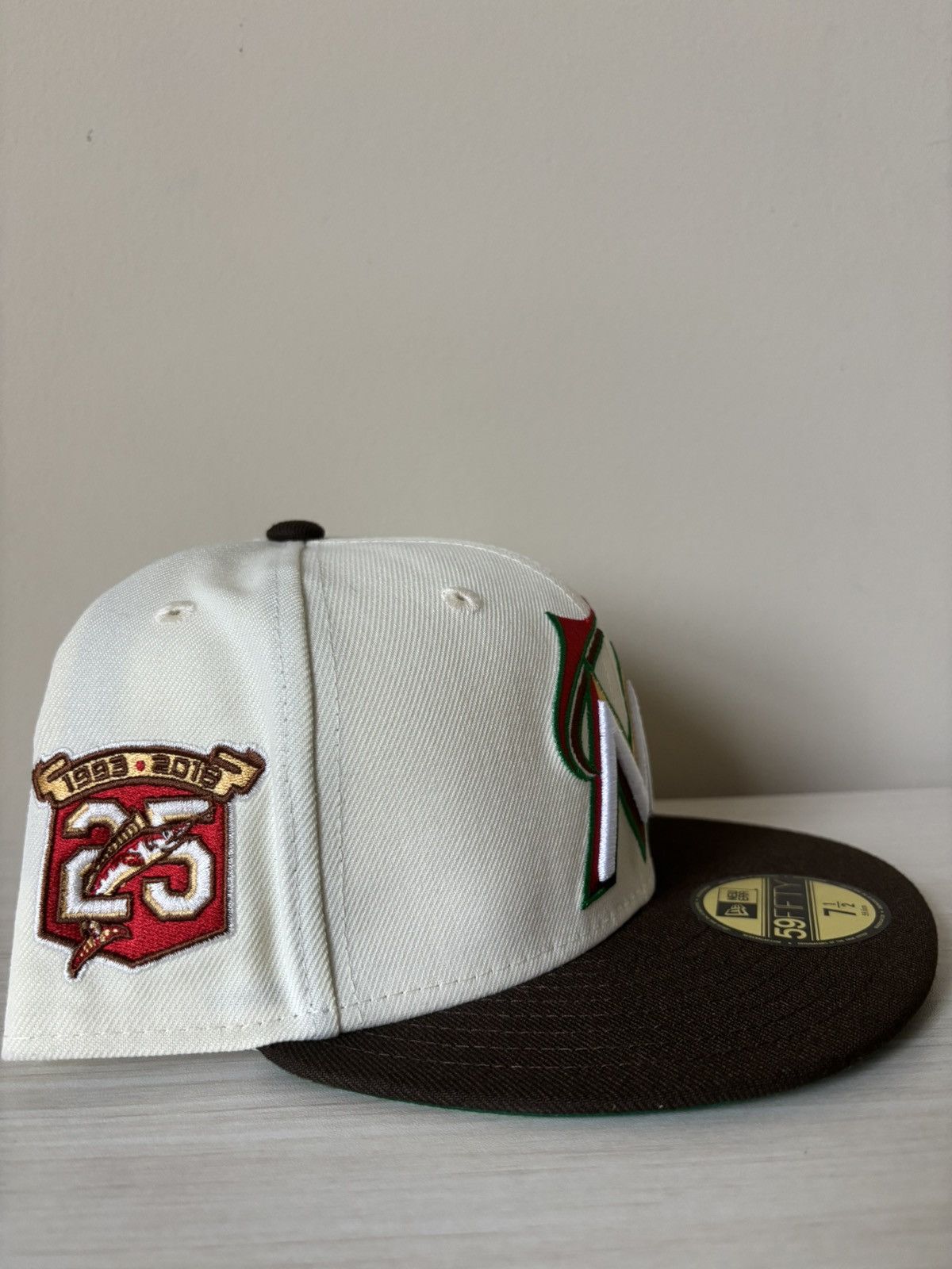 Hat Club Marlins Fitted Size 7 1/2 Burger Pack HatClub Size ONE SIZE - 3 Thumbnail