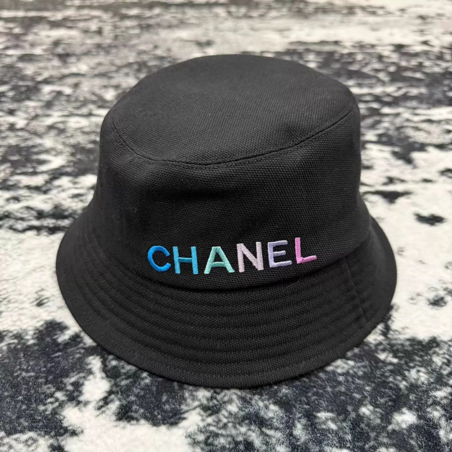 Chanel Chanel 24c Blue Gradient Logo Bucket Hat M Size ONE SIZE - 2 Thumbnail