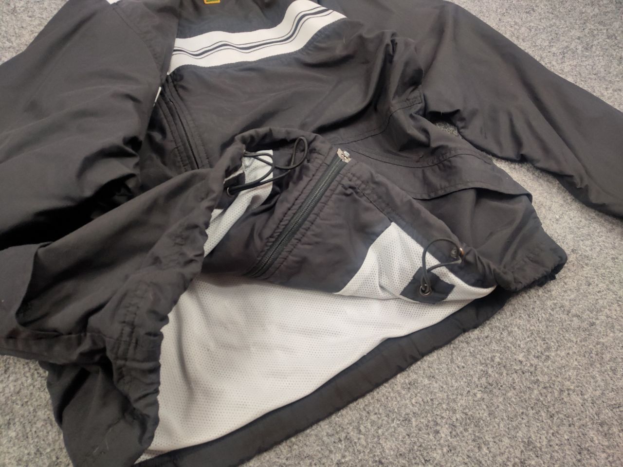 Nike Vintage Nike Court Logo Track Oversized Jacket Y2K Style Size US XL / EU 56 / 4 - 9 Thumbnail