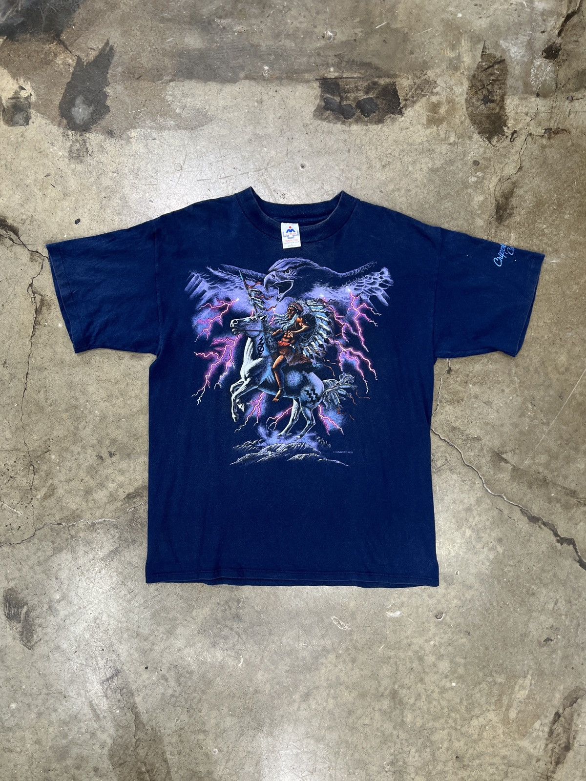 Vintage Vintage 90s Native American Eagle Nature Lightning Tee Large Size US L / EU 52-54 / 3 - 2 Thumbnail