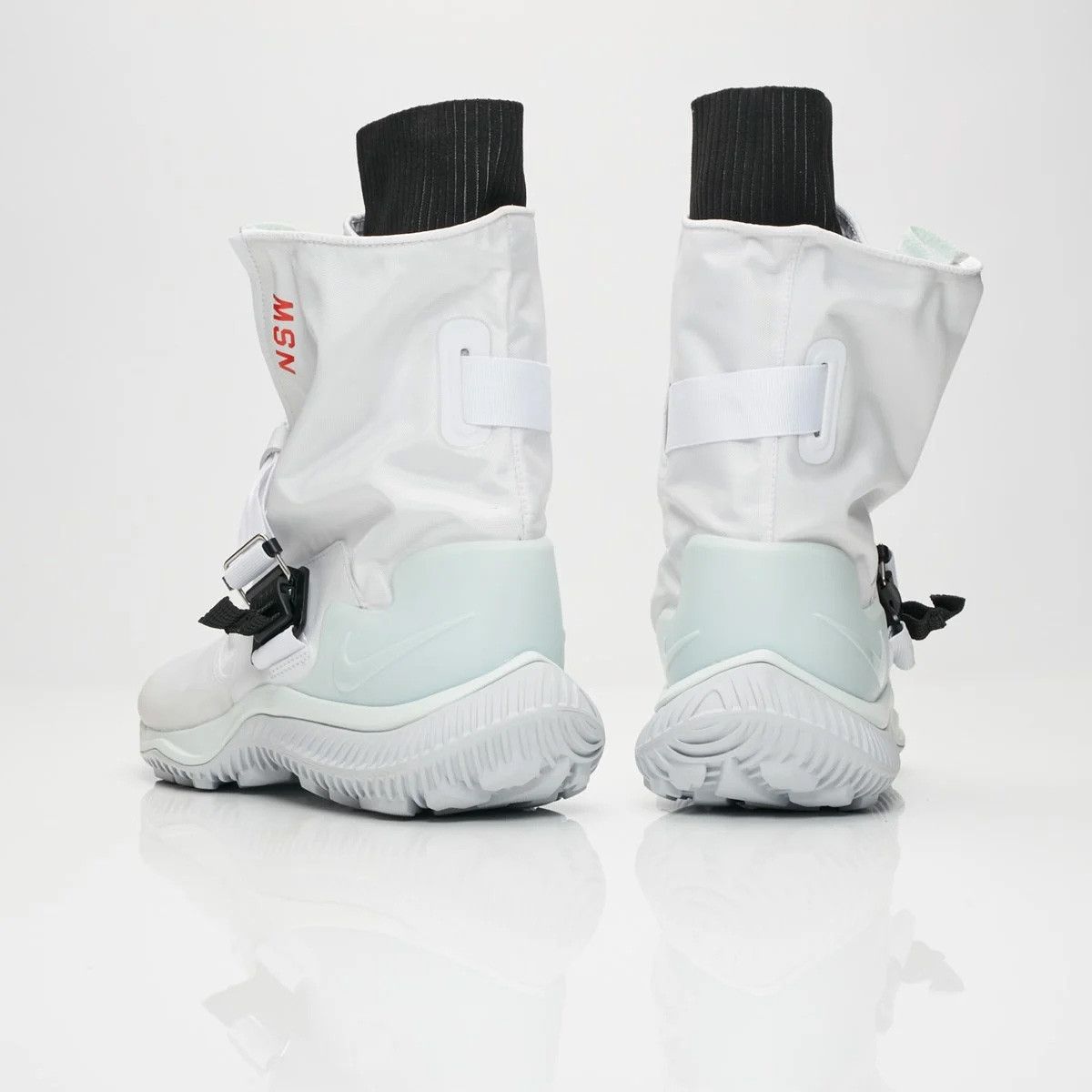 Nike Lab Wmns NSW Gaiter Boot 'Barely Green' (2017) AA0528-100 Size US 9 / IT 39 - 15 Thumbnail
