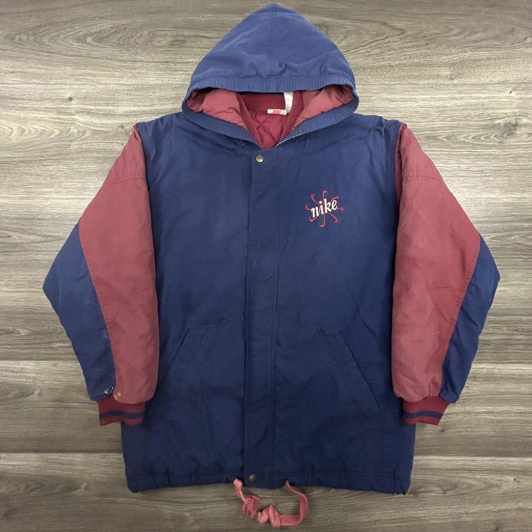 Nike VINTAGE Nike Jacket Mens S Hooded Quilted Parka Zip Swoosh 80s USA Navy Blue Burgundy Lining Pockets Cold-Weather Casual Size US S / EU 44-46 / 1 - 2 Thumbnail