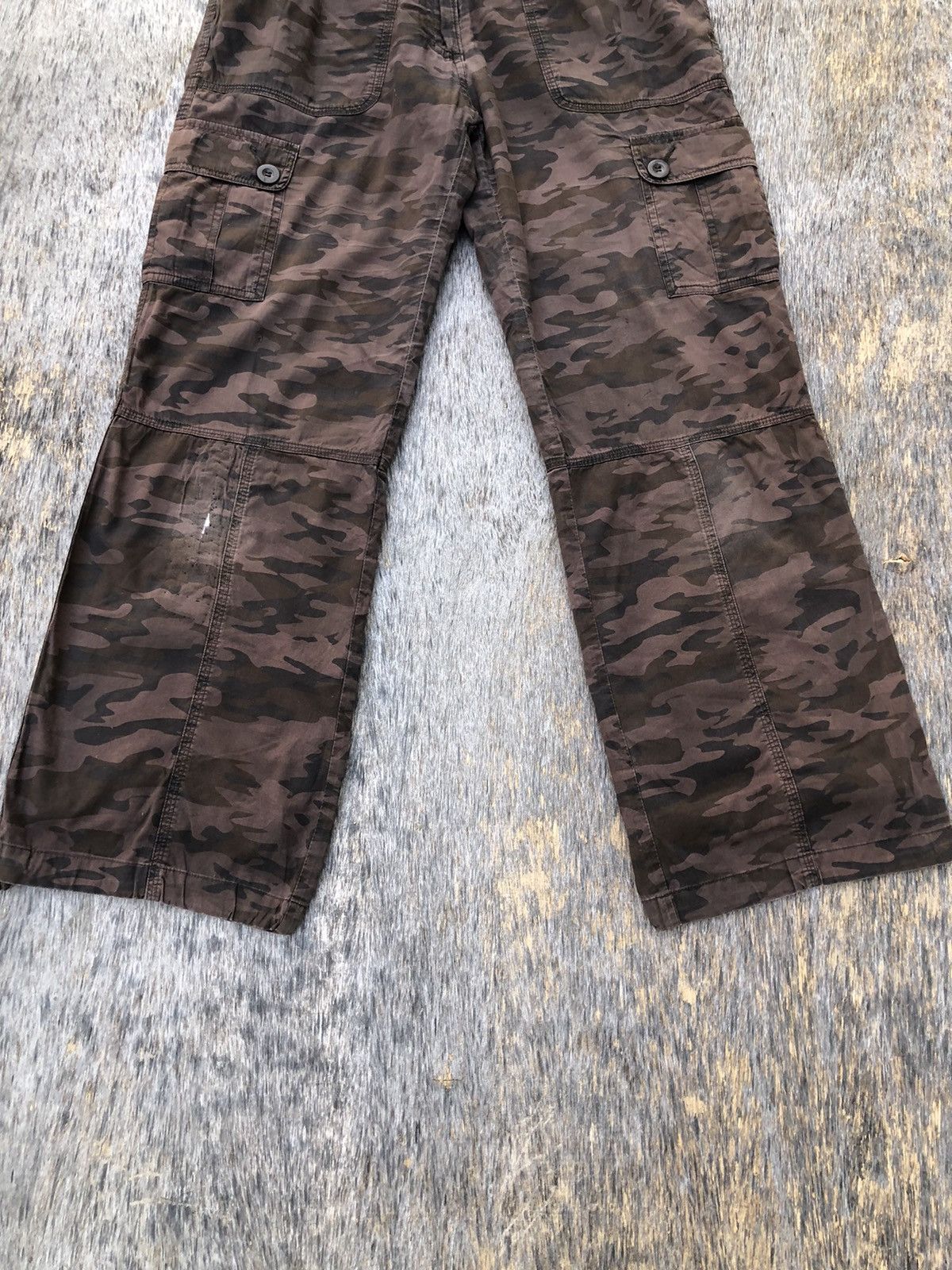 Japanese Brand Vintage Camo Cargo Pants Stretchable Waist W28xL38 Size US 28 / EU 44 - 3 Thumbnail