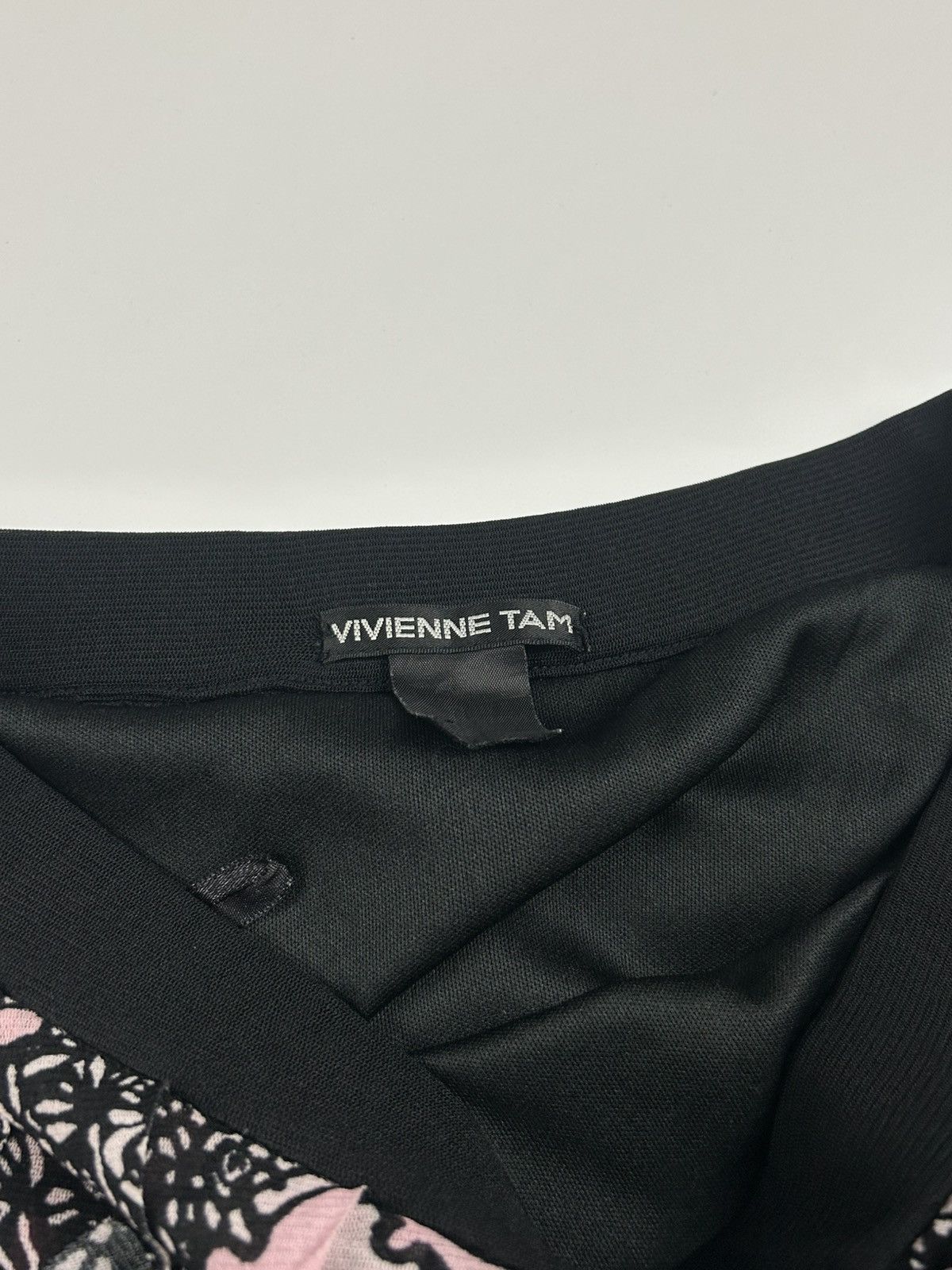Vivienne Tam Vintage Vivienne Tam Pleated Floral Skirt Size 28" / US 6 / IT 42 - 5 Thumbnail