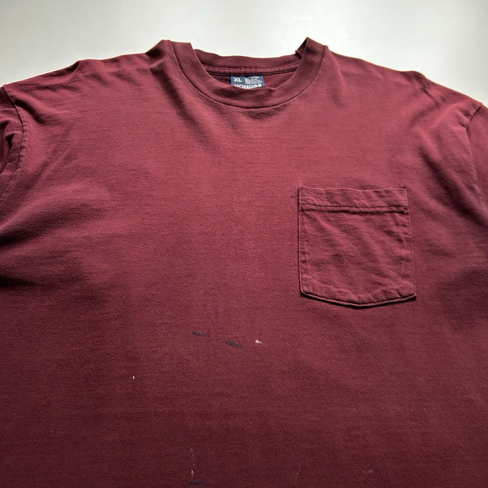 Vintage Vintage 90s Sun Faded Blank Burgundy Red Pocket T Shirt XL Size US XL / EU 56 / 4 - 2 Thumbnail