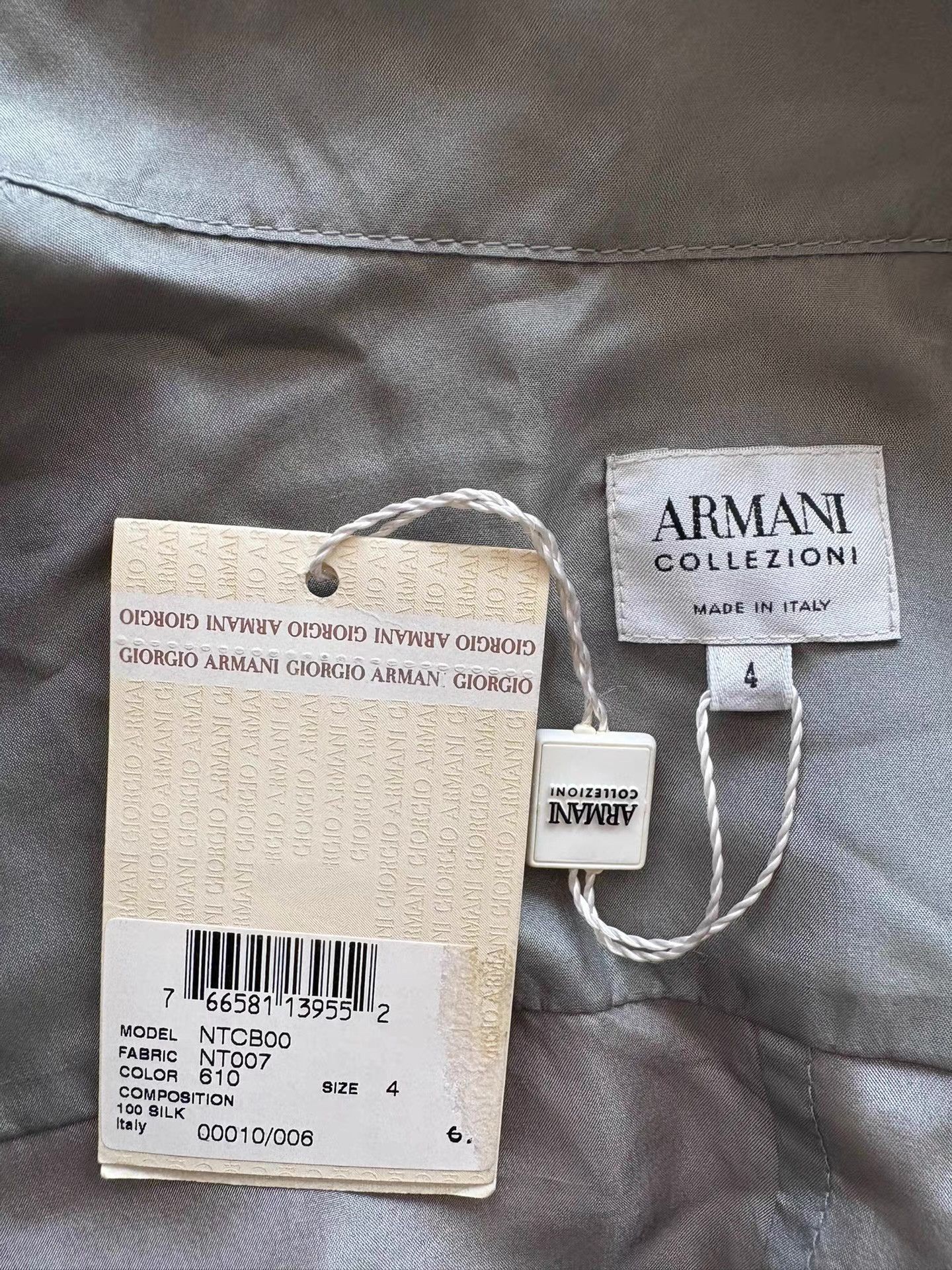 Armani Armani Collezioni Women's Grey Silk Cropped Jacket Ｑ21 Size S / US 4 / IT 40 - 3 Thumbnail
