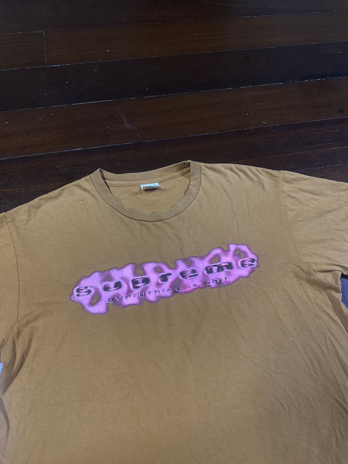 Supreme Fire 🔥 Supreme Everything is Shit Tee Size US M / EU 48-50 / 2 - 1 Thumbnail