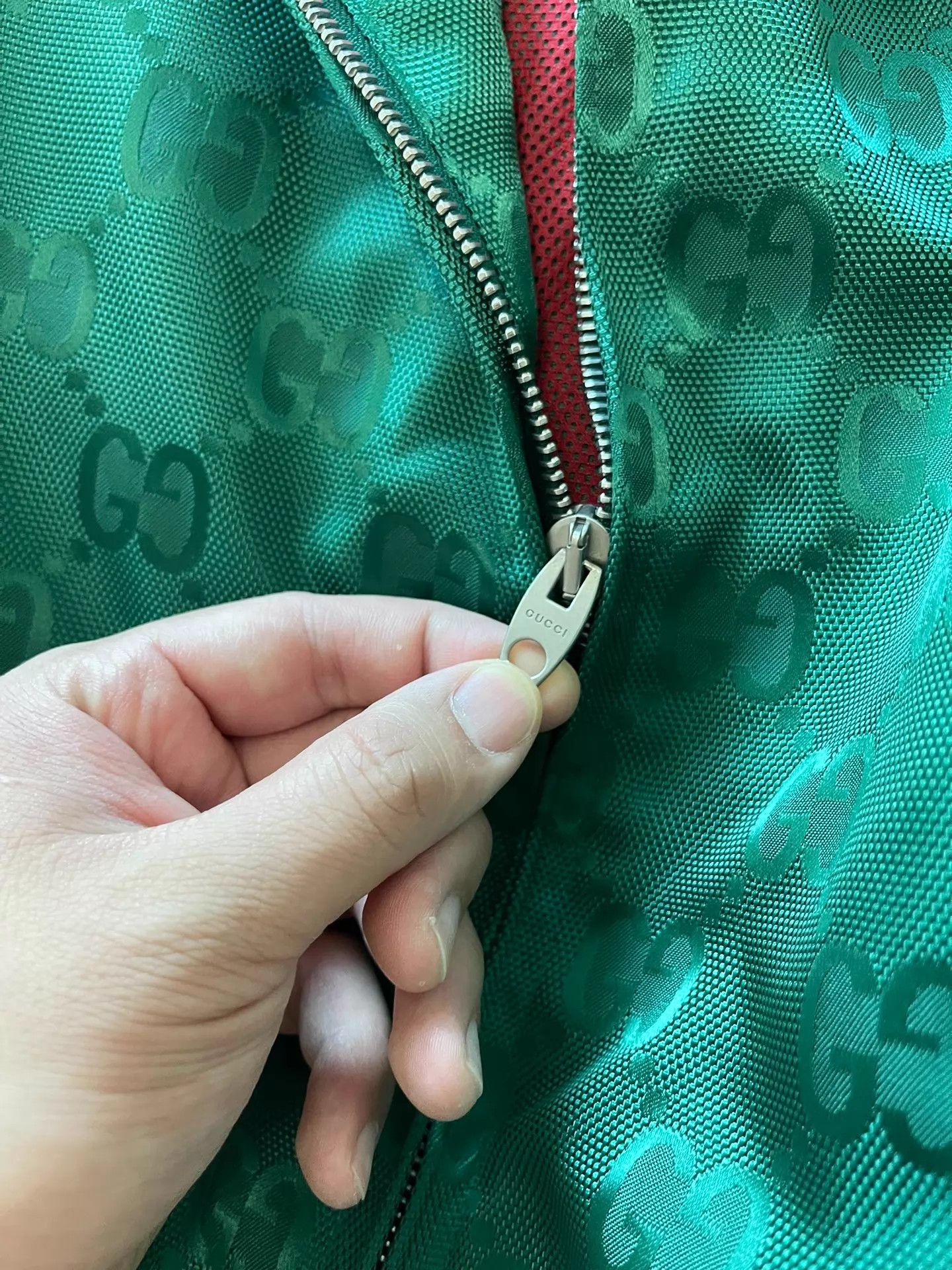 Gucci Gucci New All-Over Reflective Logo Oversized Jacket Size 48 Size US M / EU 48-50 / 2 - 6 Thumbnail