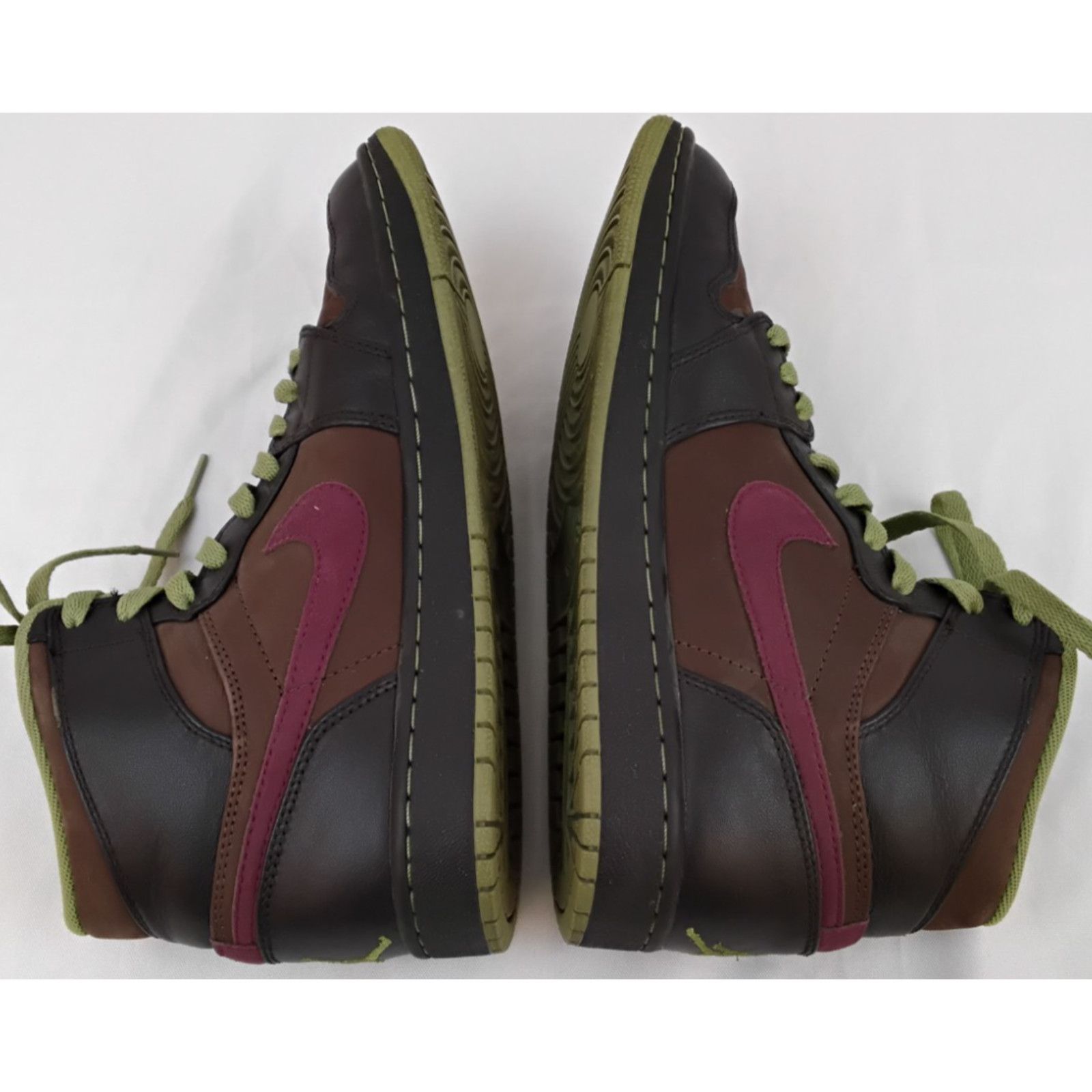 Nike Nike Air Jordan 1 Retro High Top Green/Brown Men's 9 2010 Size US 9 / EU 42 - 5 Thumbnail