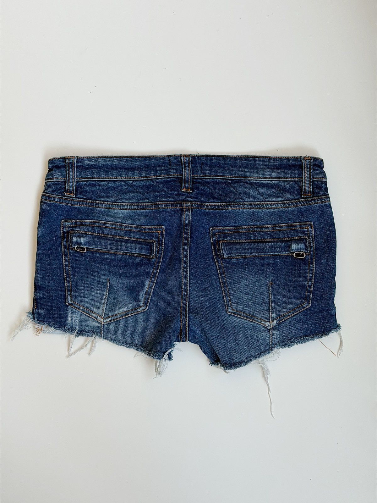 Balmain BALMAIN Decarnin SS 2010 Biker Denim Distressed Shorts jeans Size 28" / US 6 / IT 42 - 12 Thumbnail
