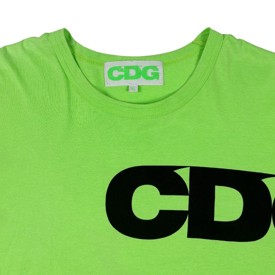 Comme des Garcons Comme des Garçons CDG Logo Tee – AD2018 Size US XL / EU 56 / 4 - 2 Thumbnail
