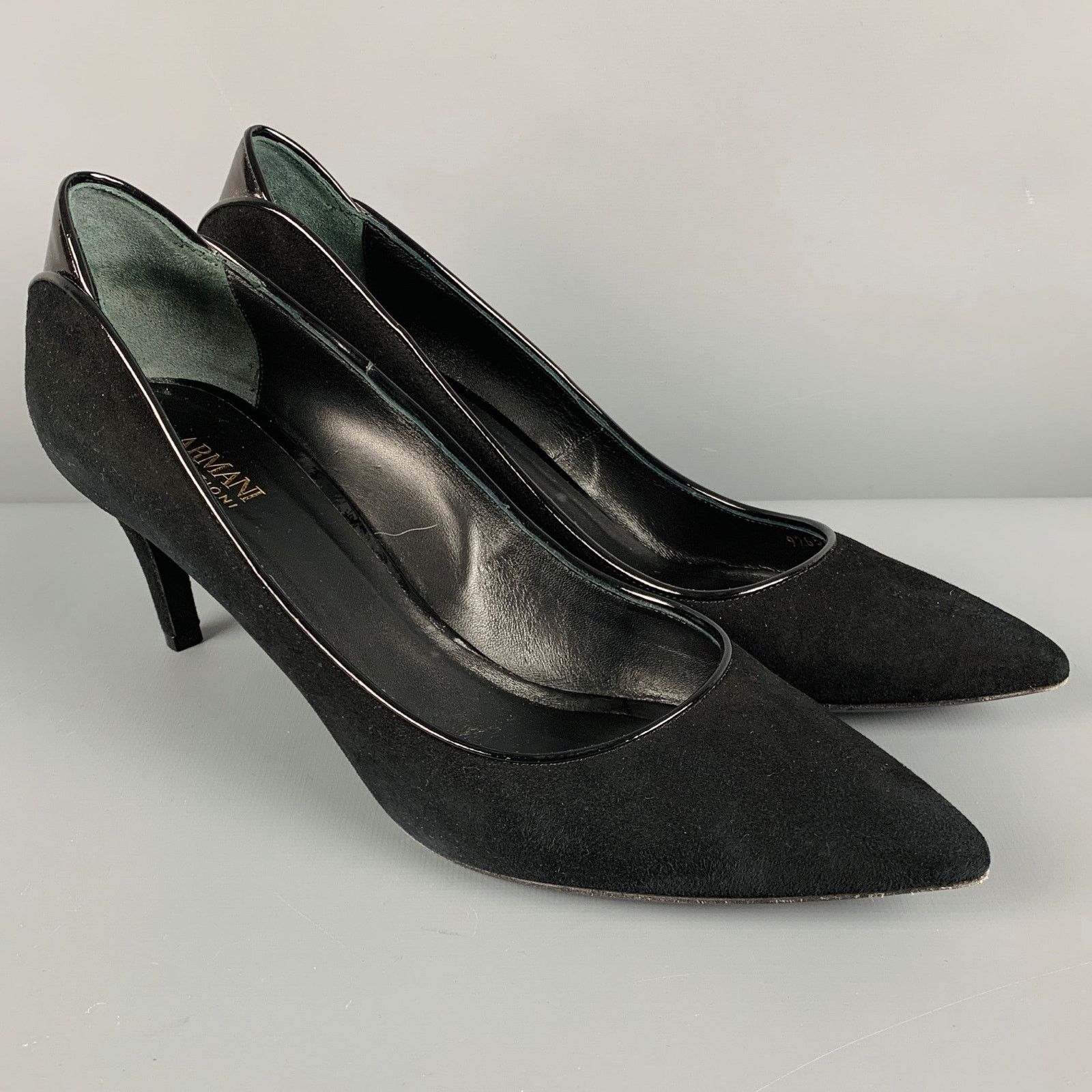 Size 9.5 Black Suede Patent Leather Classic Pumps