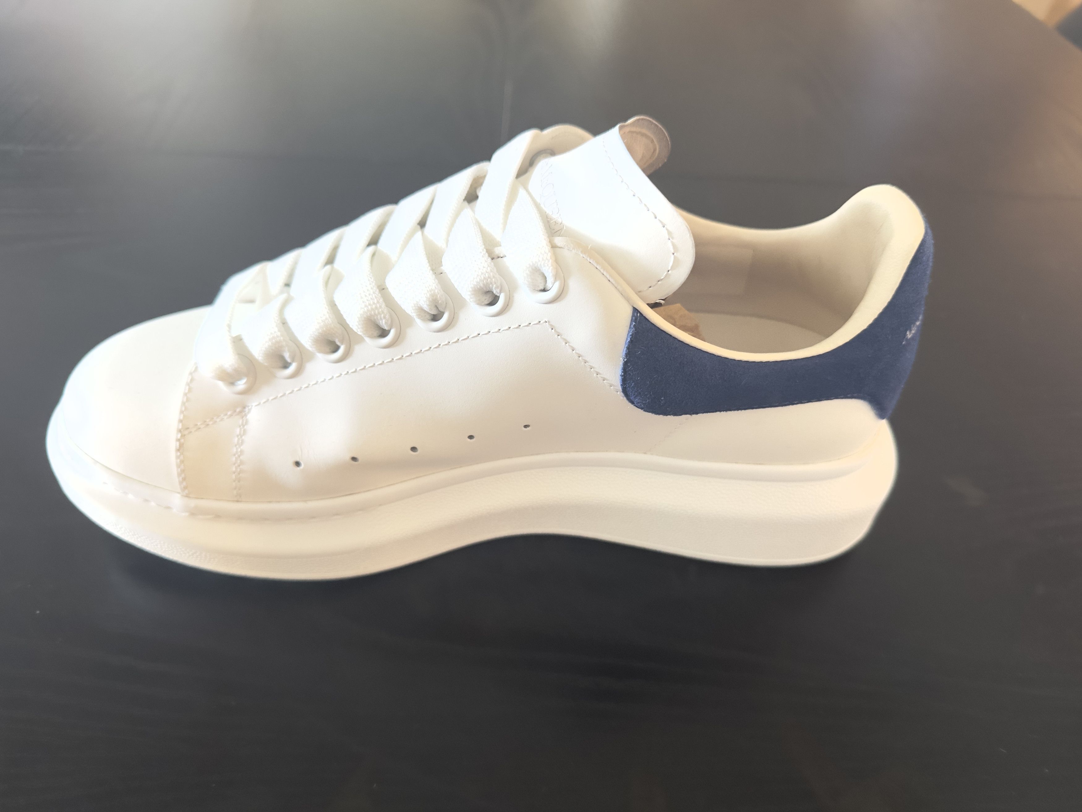 Alexander McQueen Men's Oversized Sneaker in White/Paris Blue Size US 7 / EU 40 - 4 Thumbnail