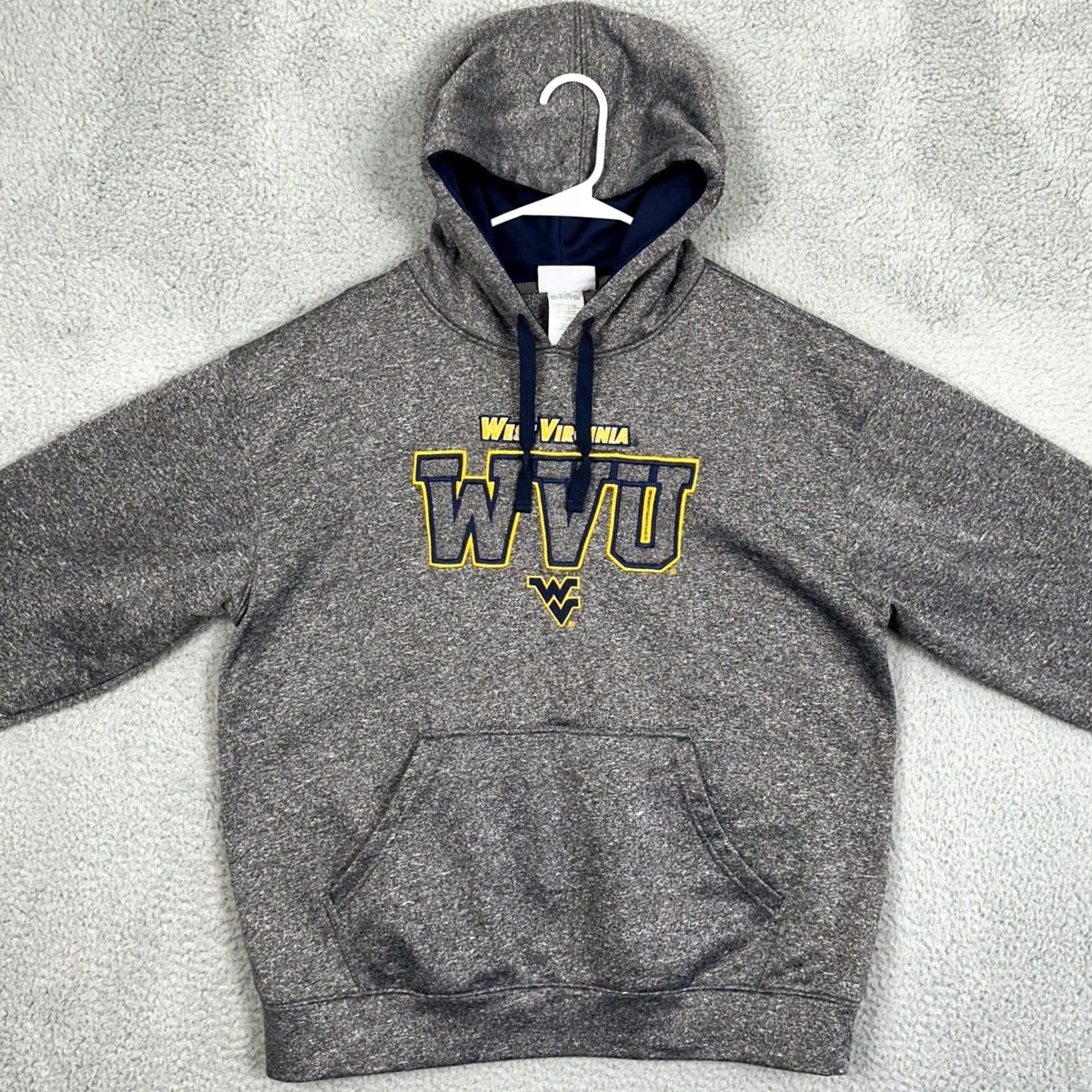 Vintage West Virginia Mountaineers Hoodie Mens Large Gray Pocket Majestic EUC Size US L / EU 52-54 / 3 - 3 Thumbnail