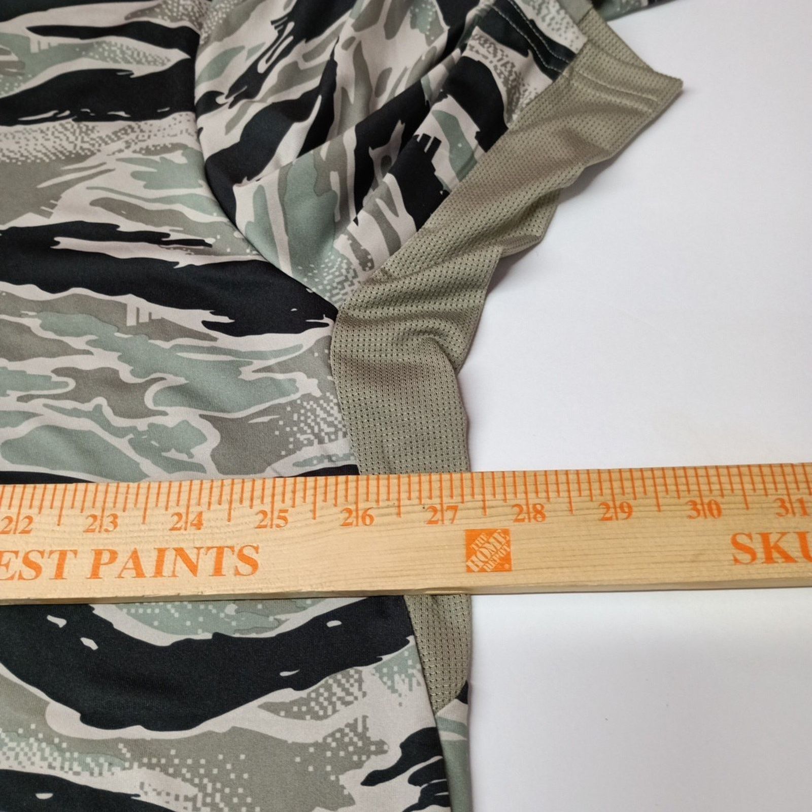 Adidas Adidas Camo Graphic T-Shirt Men Size 2XL Silver Pebble Black Size US XXL / EU 58 / 5 - 4 Thumbnail