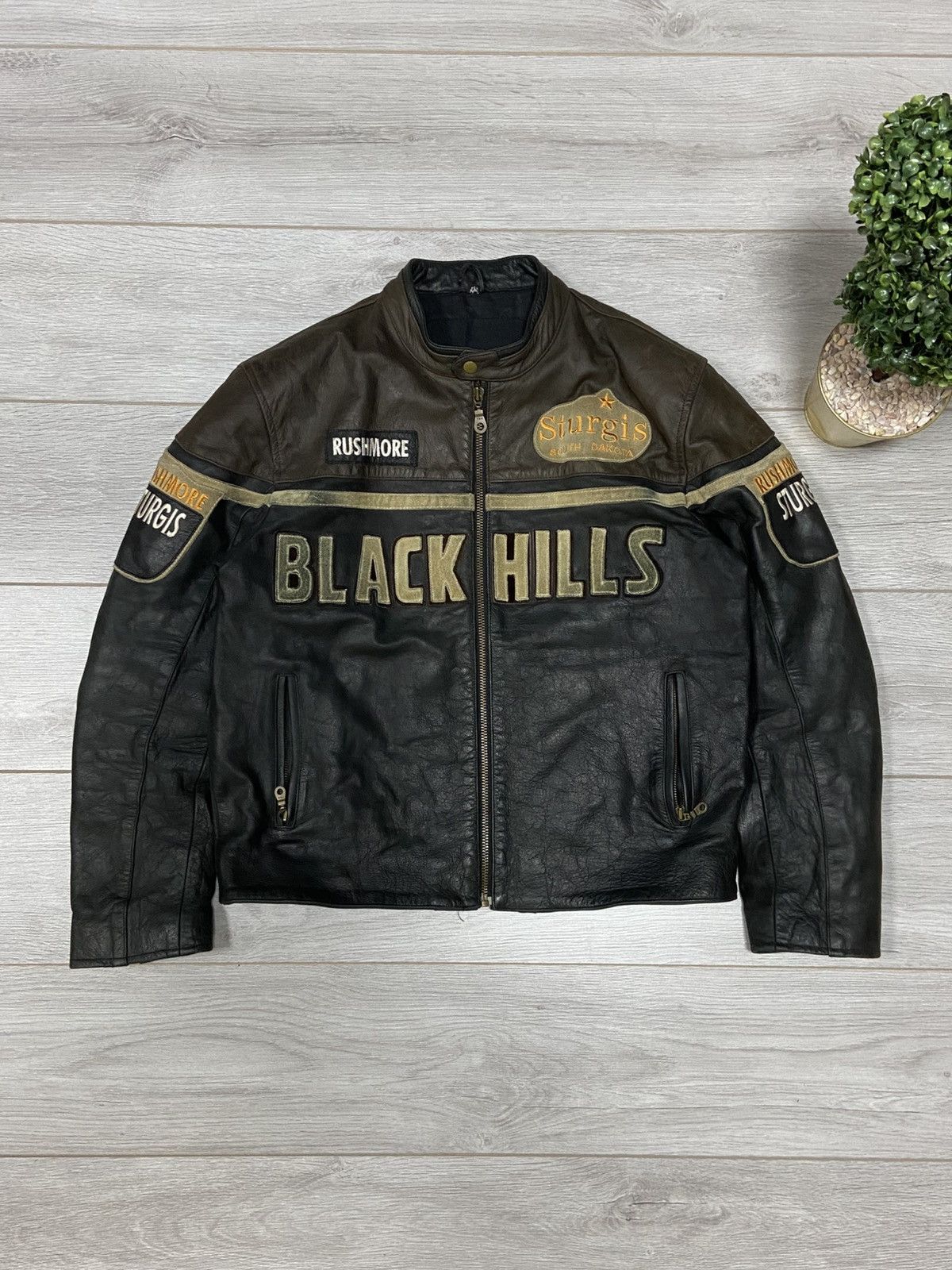 Leather Black Hills Top Gear vintage thick leather jacket Size US XL / EU 56 / 4 - 1 Thumbnail