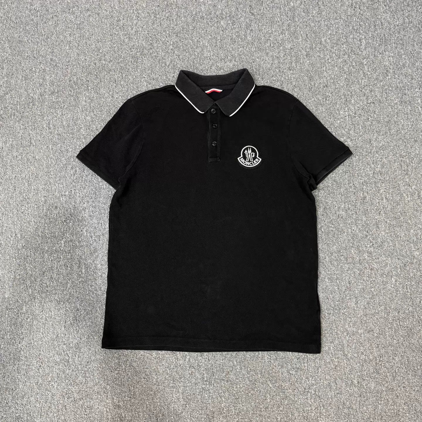 Moncler Moncler Black Chest Logo Short Sleeve Polo L 95 New Size L / US 10 / IT 46 - 1 Thumbnail