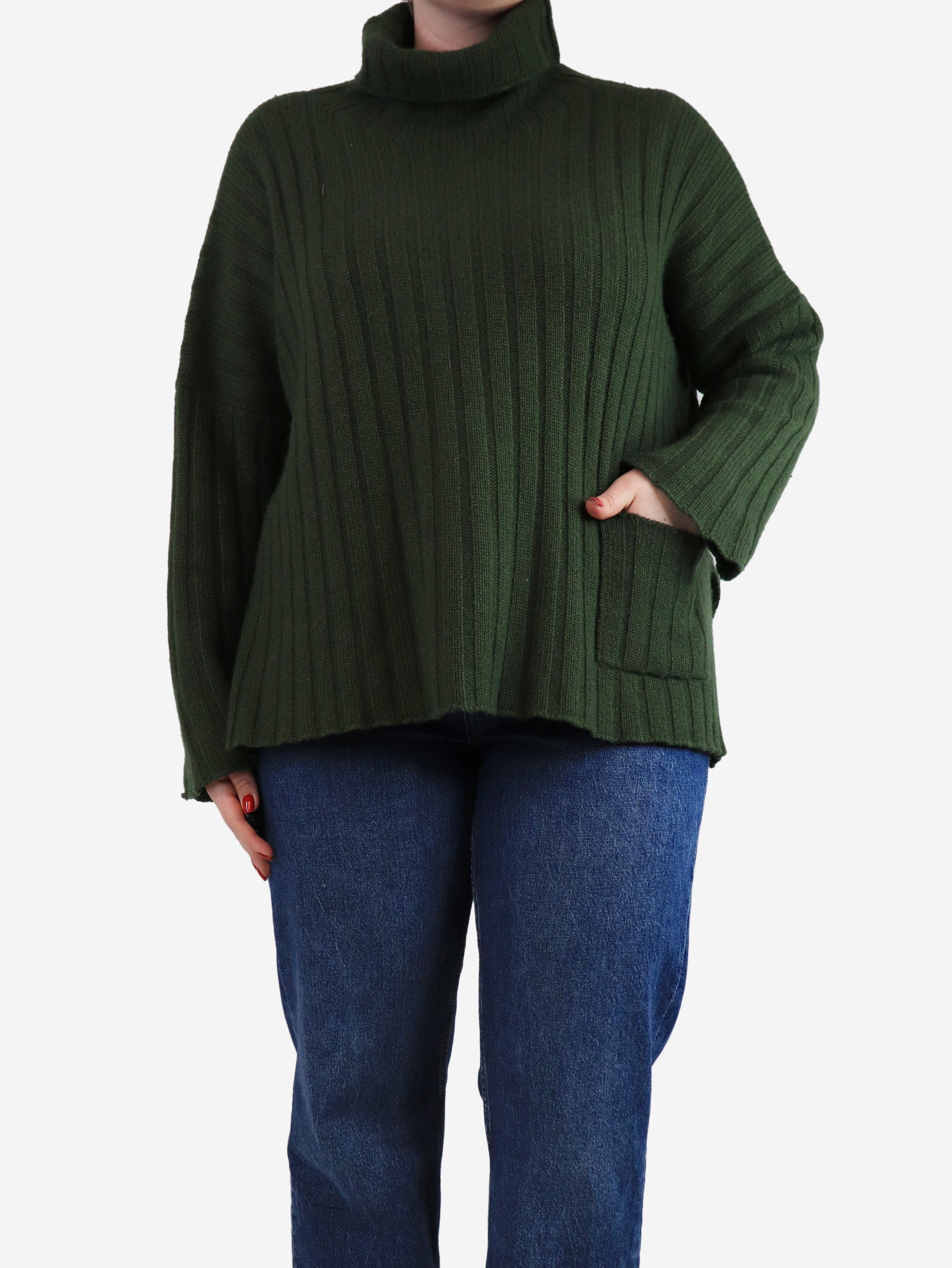 Green ribbed pocket jumper - size M