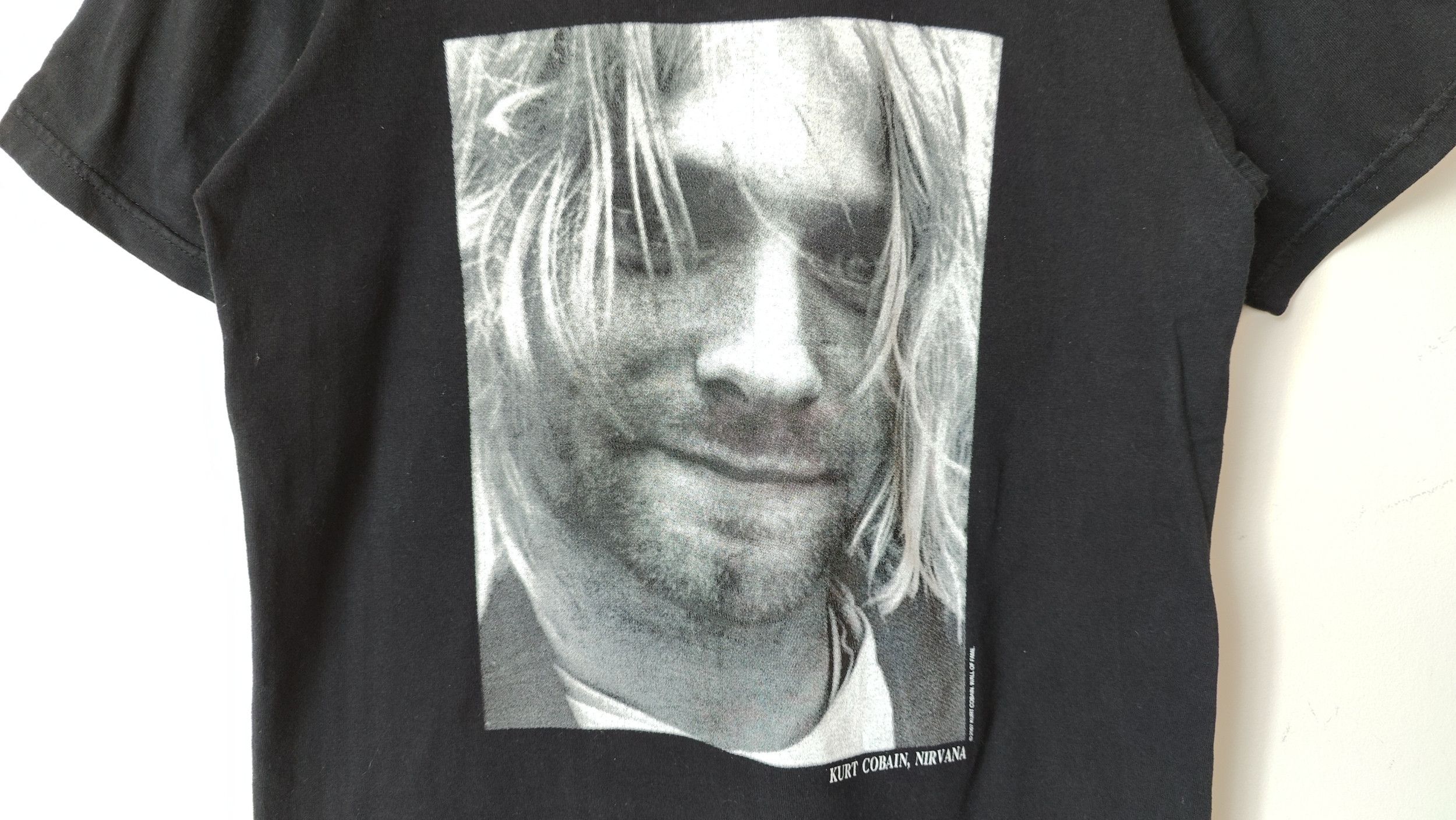 Nirvana × Vintage Kurt Cobain VTG 2007 Tribute Photo tshirt Official Nirvana Size US S / EU 44-46 / 1 - 2 Thumbnail