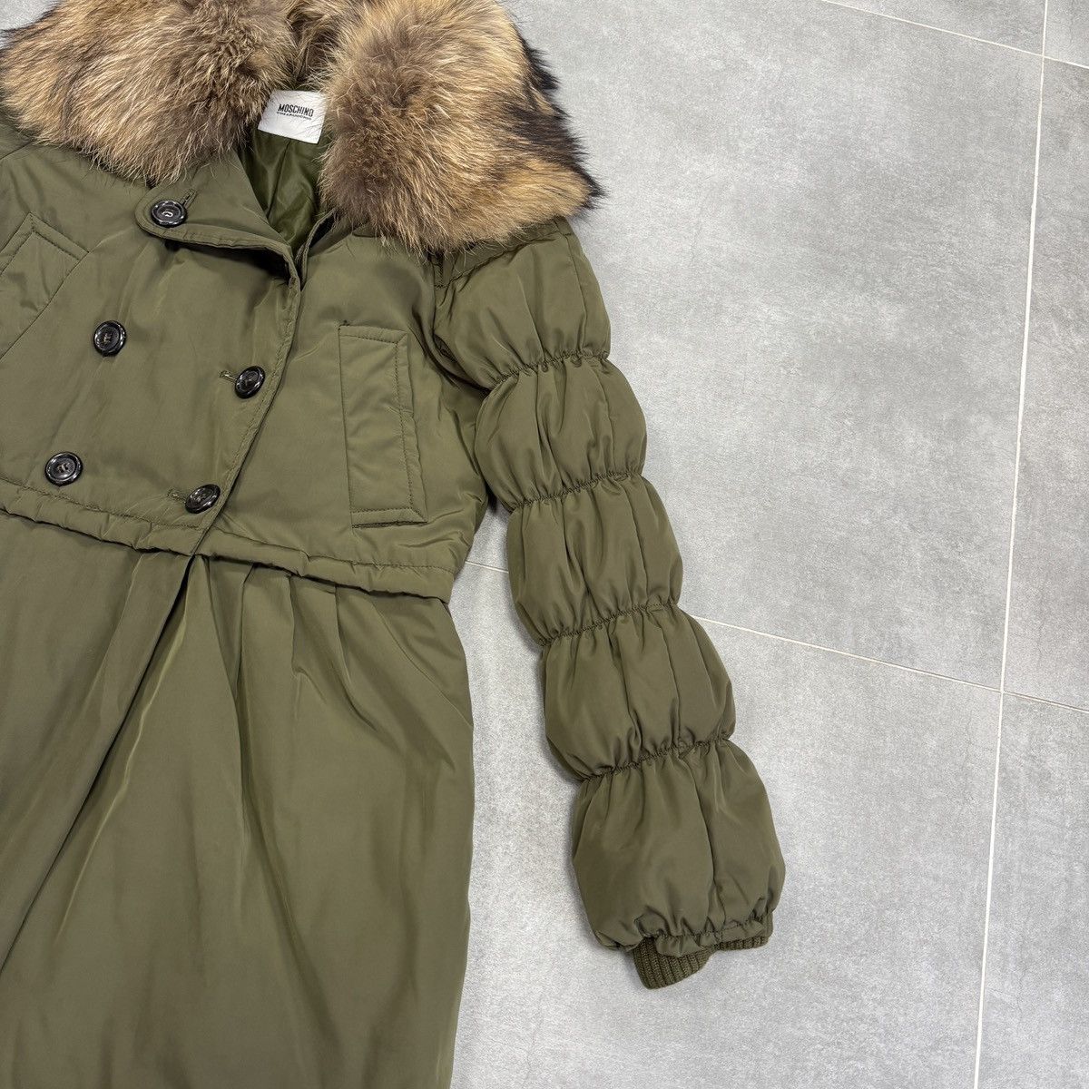 Moschino Moschino Cheap and Chic Women Fur Coat Jacket Size 34 / US 4 Size XS / US 0-2 / IT 36-38 - 8 Thumbnail