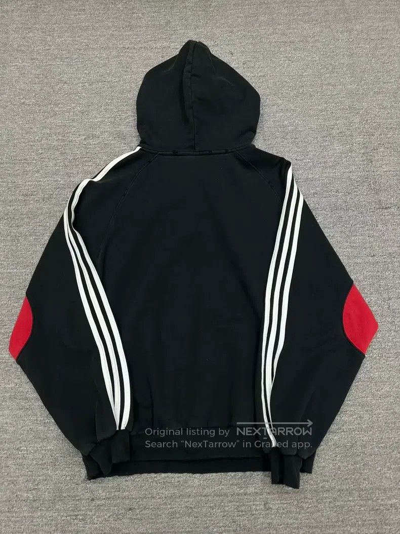 Balenciaga Balenciaga Trefoil Brand Collaboration Sweatshirt Size US L / EU 52-54 / 3 - 2 Thumbnail