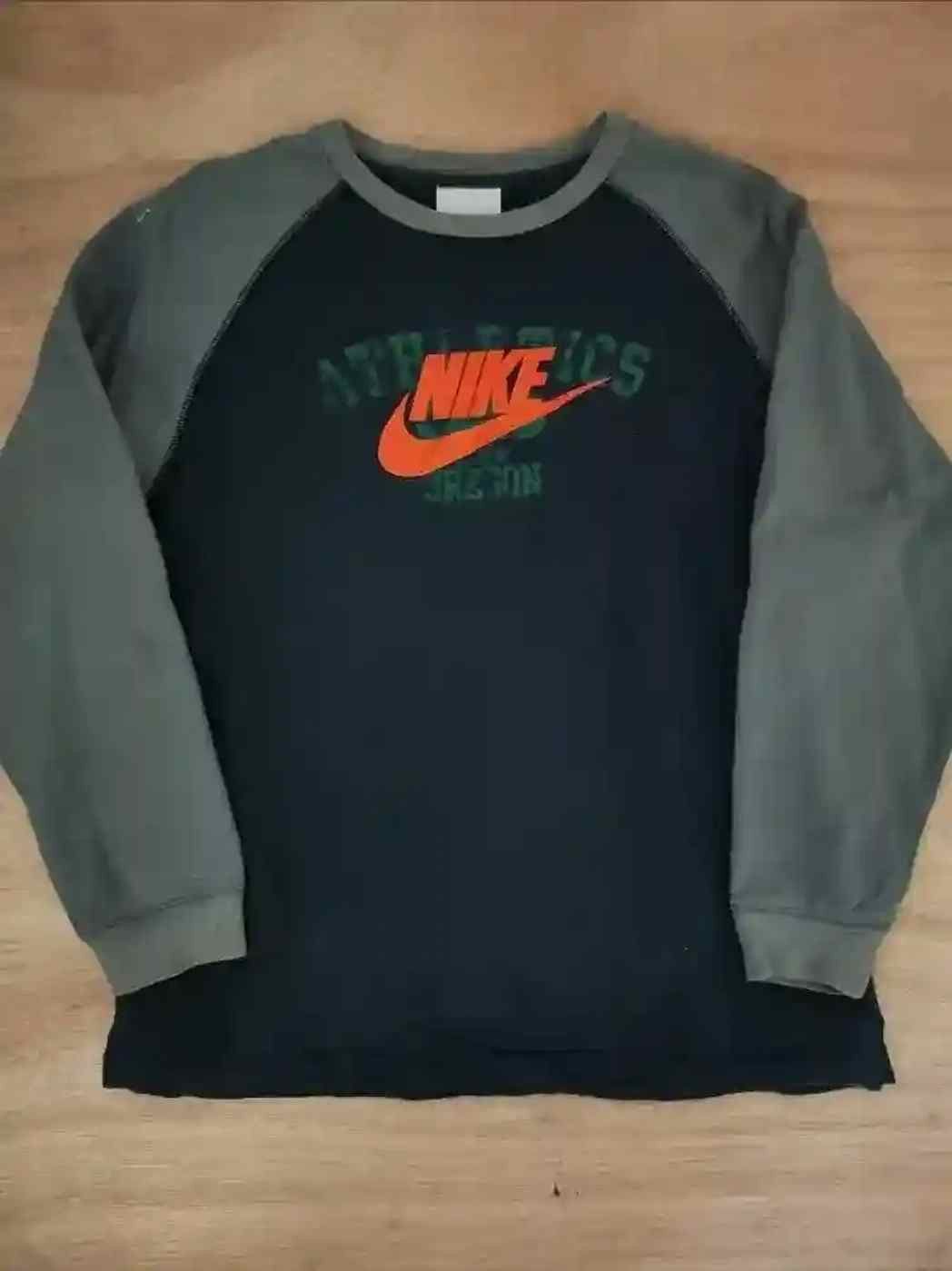 Nike Vintage Nike Sweatshirt Size US S / EU 44-46 / 1 - 1 Thumbnail