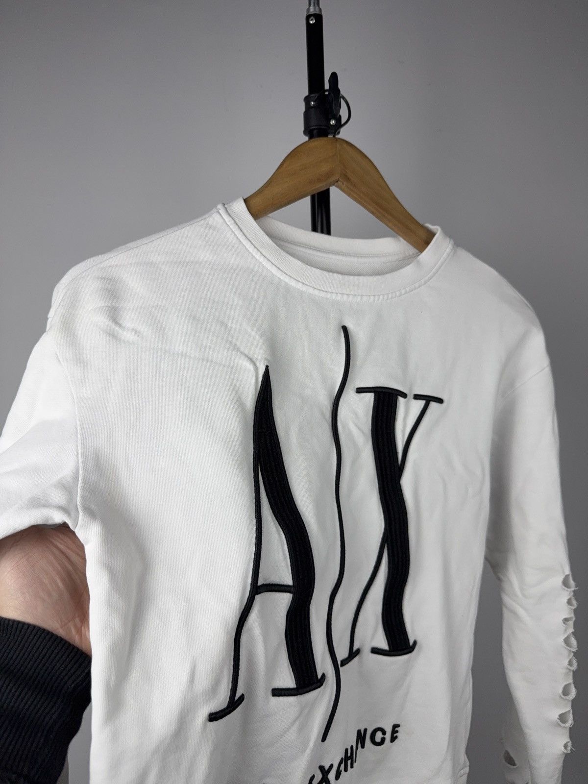 Armani Exchange Armani Exchange ICON Logo Distressed Sleeve Sweatshirt XS Size XS / US 0-2 / IT 36-38 - 5 Thumbnail