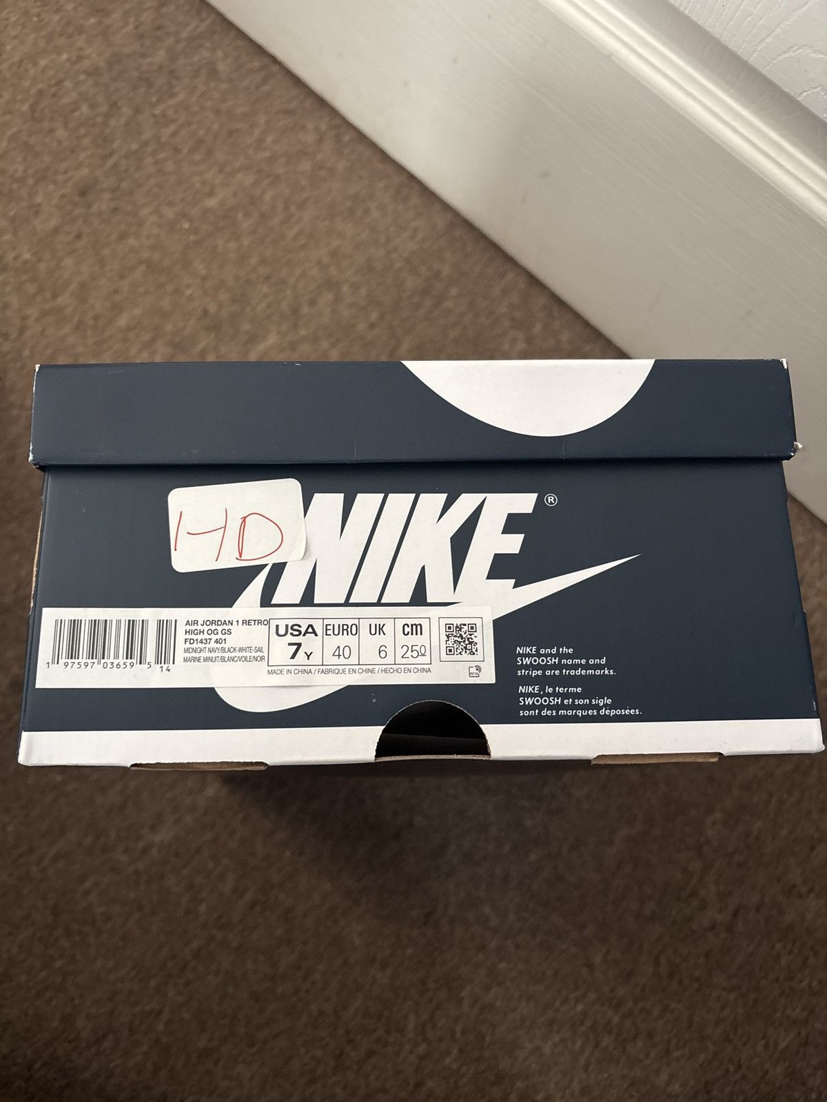 Jordan Brand Air Jordan 1 Retro High OG GS 'Midnight Navy' Size US 7 / EU 40 - 8 Thumbnail