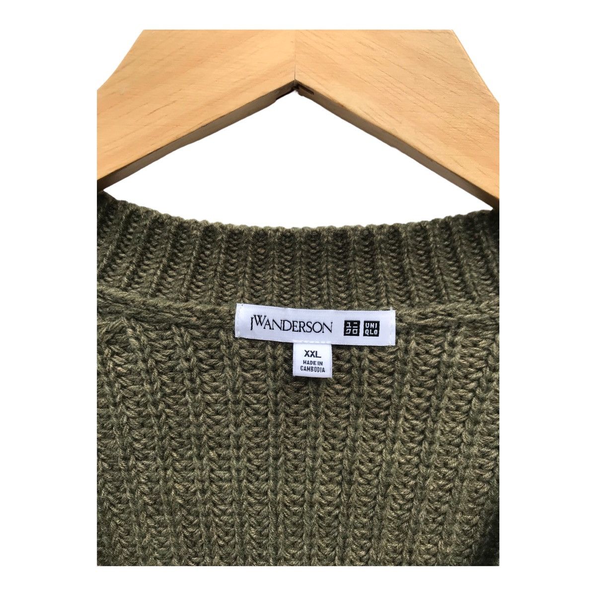 JW Anderson × Uniqlo Uniqlo J.W Anderson Women Knitwear Cardigan Sweater Size XL / US 12-14 / IT 48-50 - 2 Thumbnail