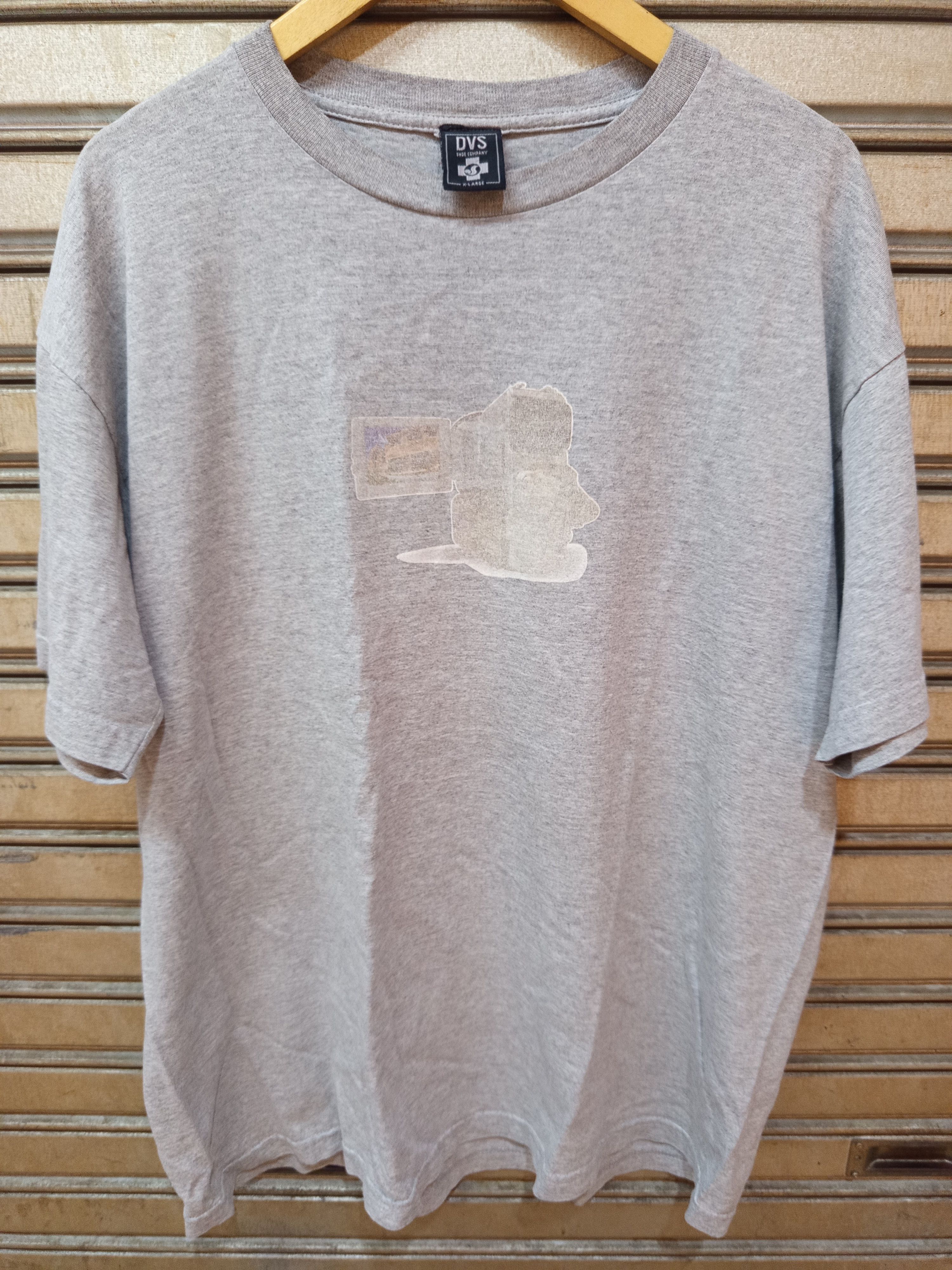 DVS Vintage DVS Shoe Company T-Shirt Made in USA Size US XL / EU 56 / 4 - 1 Thumbnail