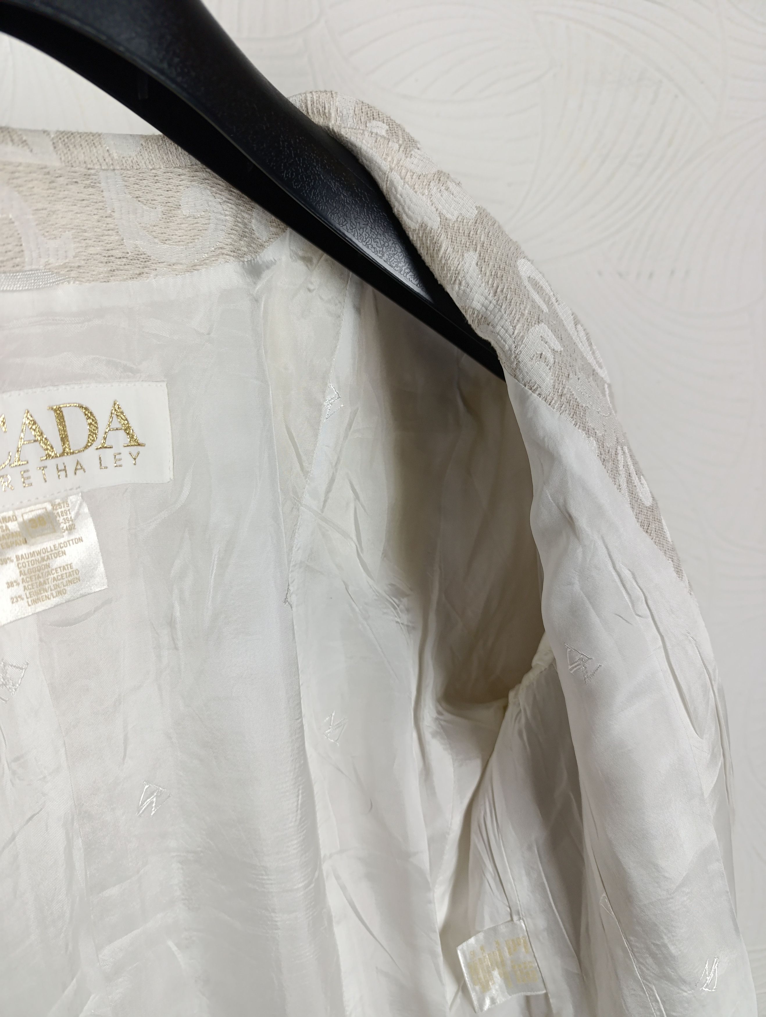 Escada ESCADA BY MARGARETHA LEY VINTAGE FLORAL JACKET Size XS / US 0-2 / IT 36-38 - 18 Thumbnail