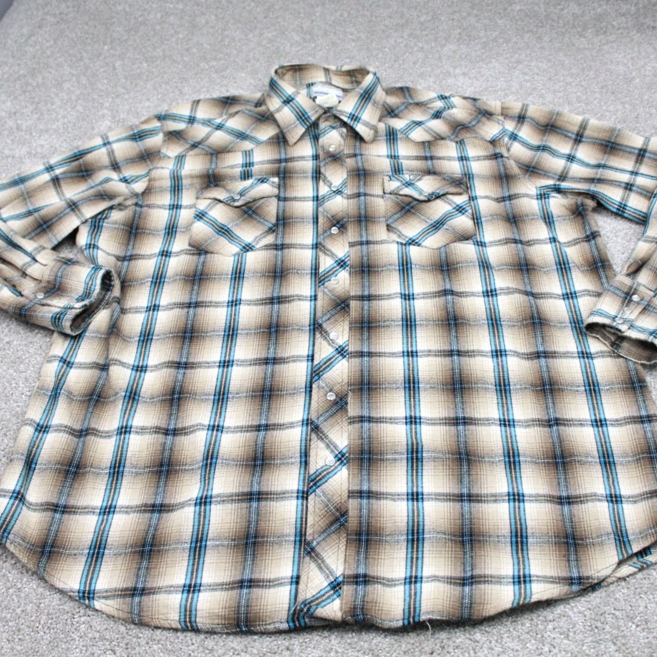 Wrangler Wrangler Wrancher Shirt Men 2XL Plaid Cotton L/S Button-Up Beige Blue Pearl Snap Western Shirt Mens 2XL Plaid Cotton Western Wrangler Wrancher Size US XXL / EU 58 / 5 - 2 Thumbnail