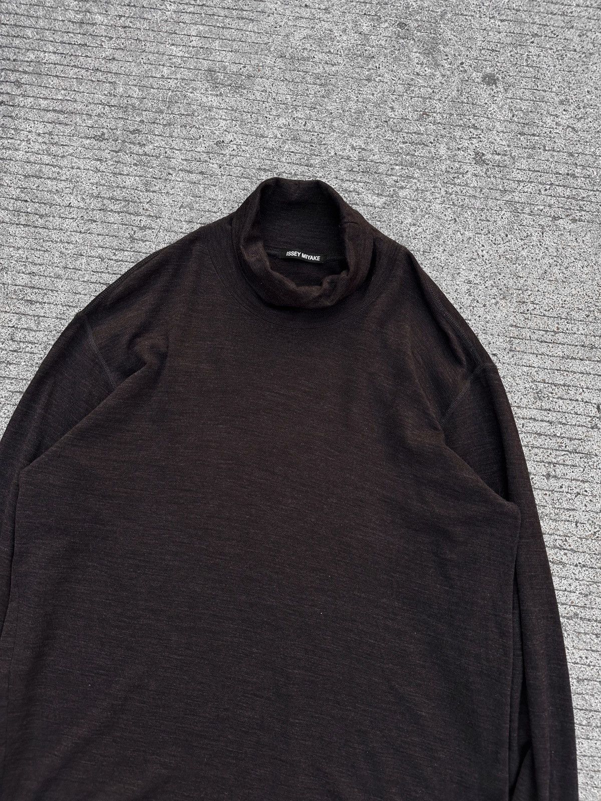 Issey Miyake Issey Miyake Dark Brown Cotton Turtleneck Tee Size US XL / EU 56 / 4 - 8 Thumbnail