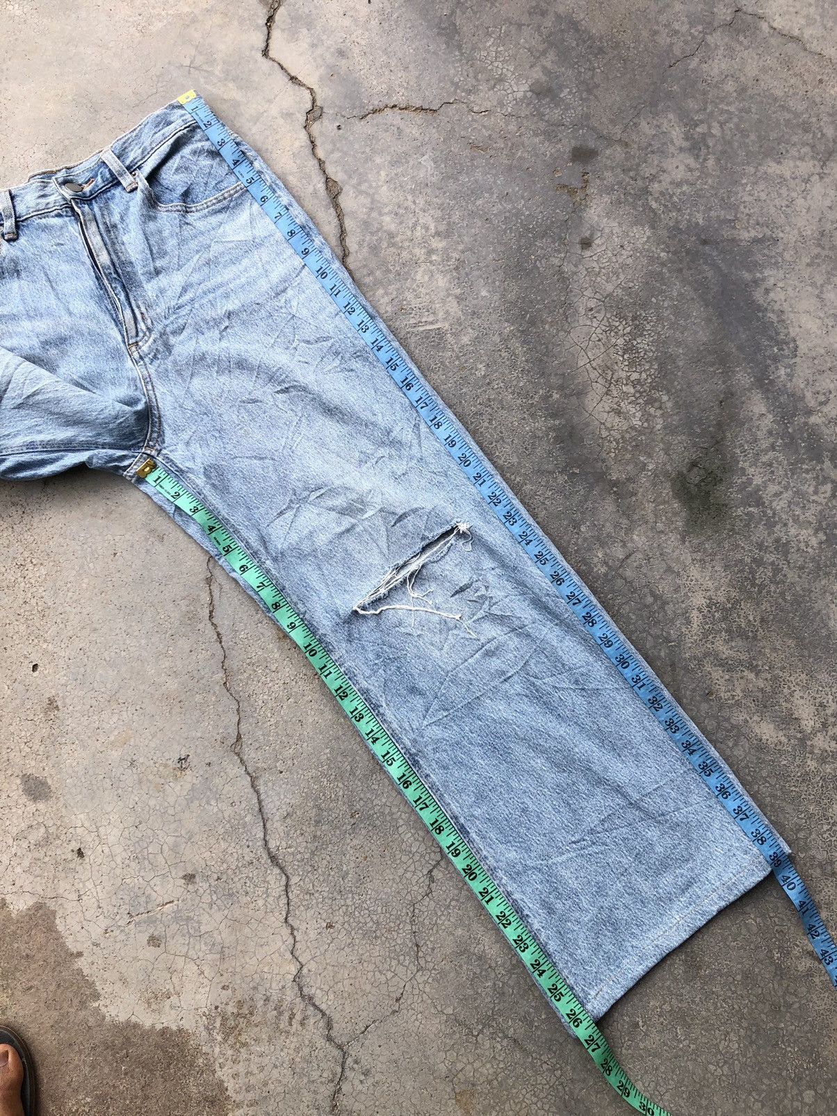 GU BAGGY DISTRESSED DENIM BY GU Size US 29 - 8 Thumbnail