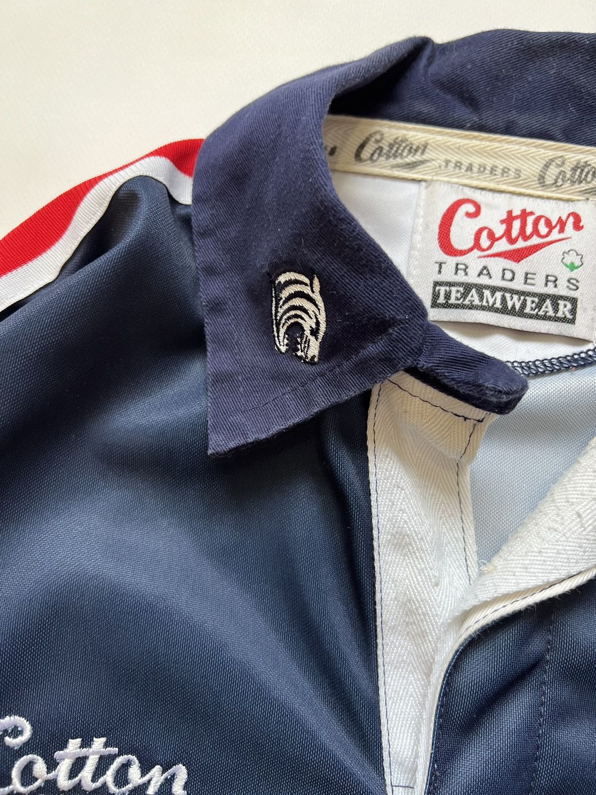 Cotton Traders Vintage Cotton Traders Leicester Tigers 2001 Rugby Shirt Size US XL / EU 56 / 4 - 6 Thumbnail
