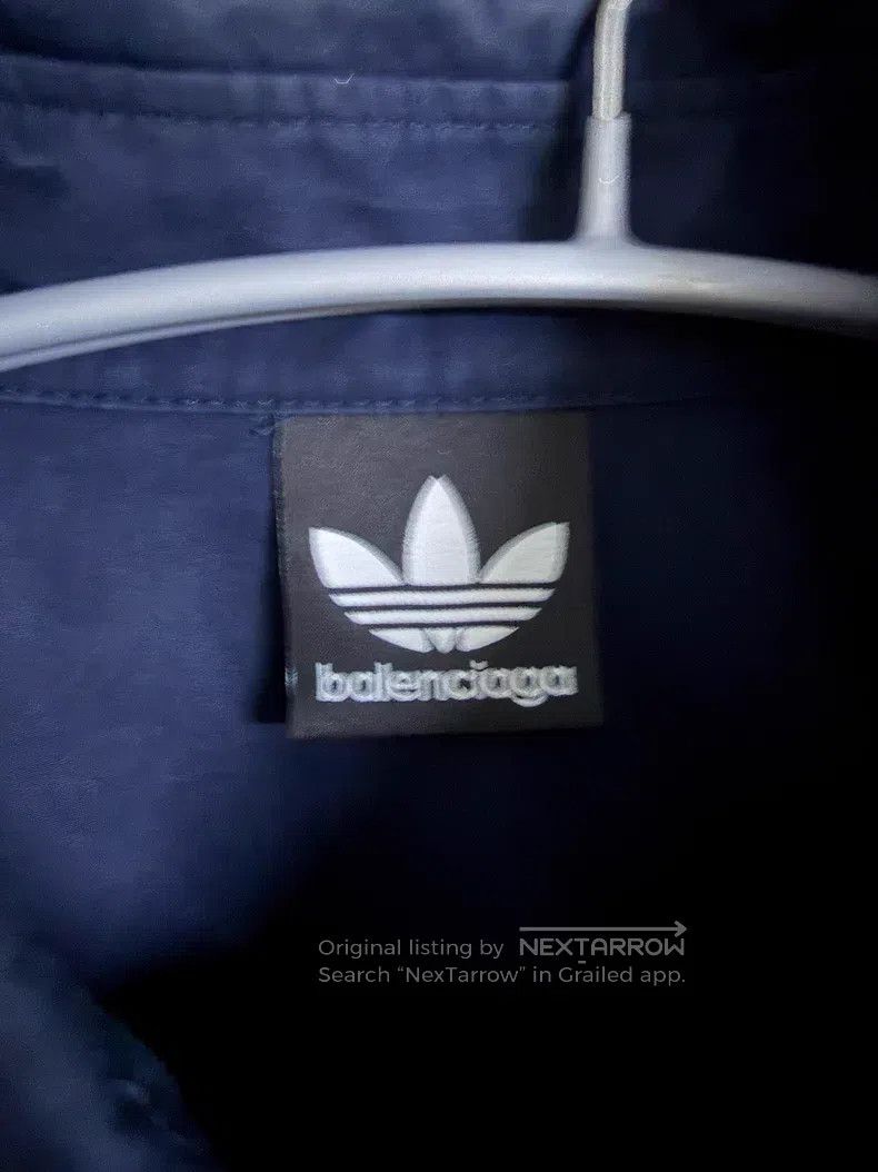Balenciaga Balenciaga Shirt Size US S / EU 44-46 / 1 - 3 Thumbnail