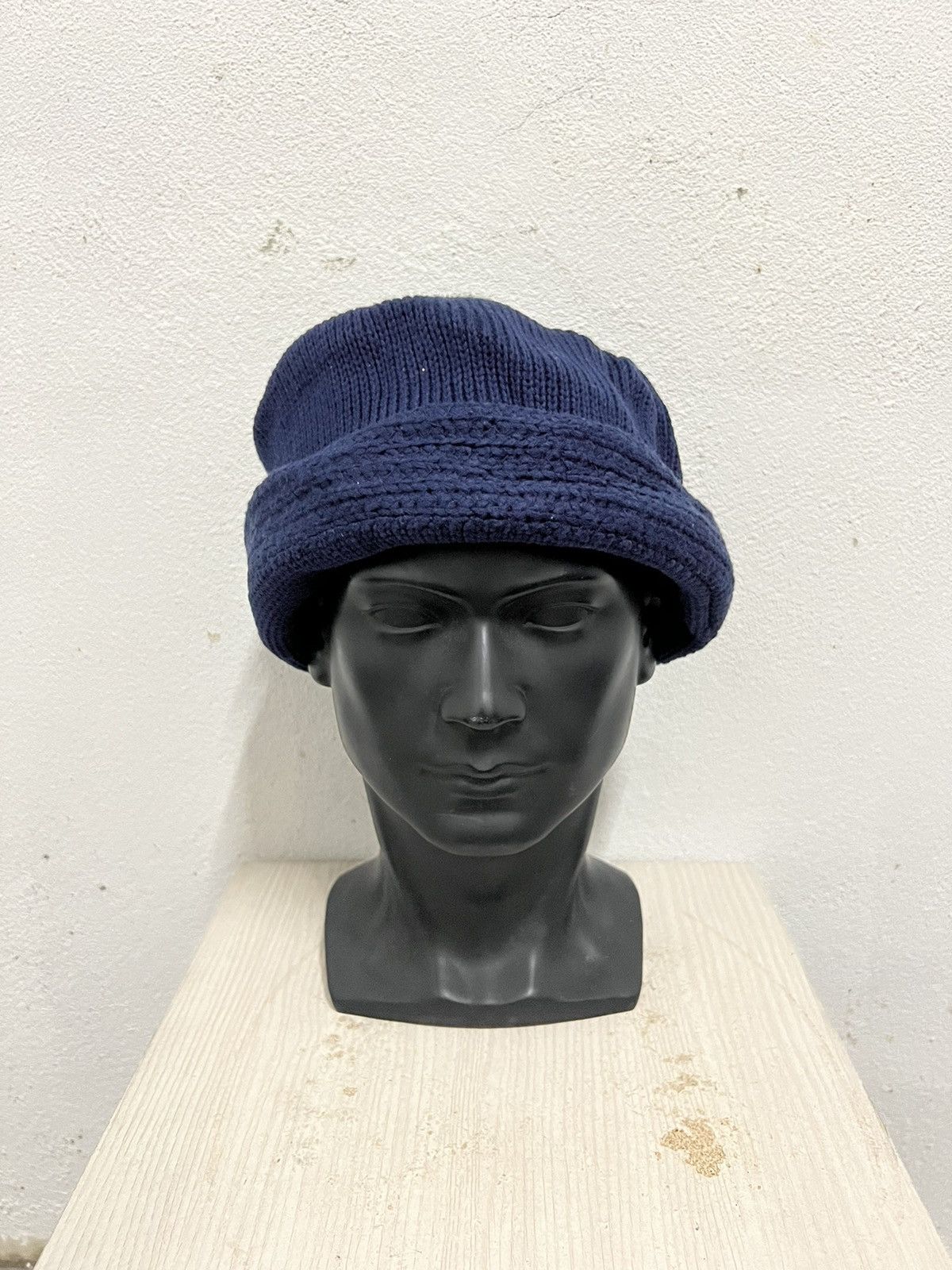 DKNY Dkny plain beanie hats Size ONE SIZE - 2 Thumbnail