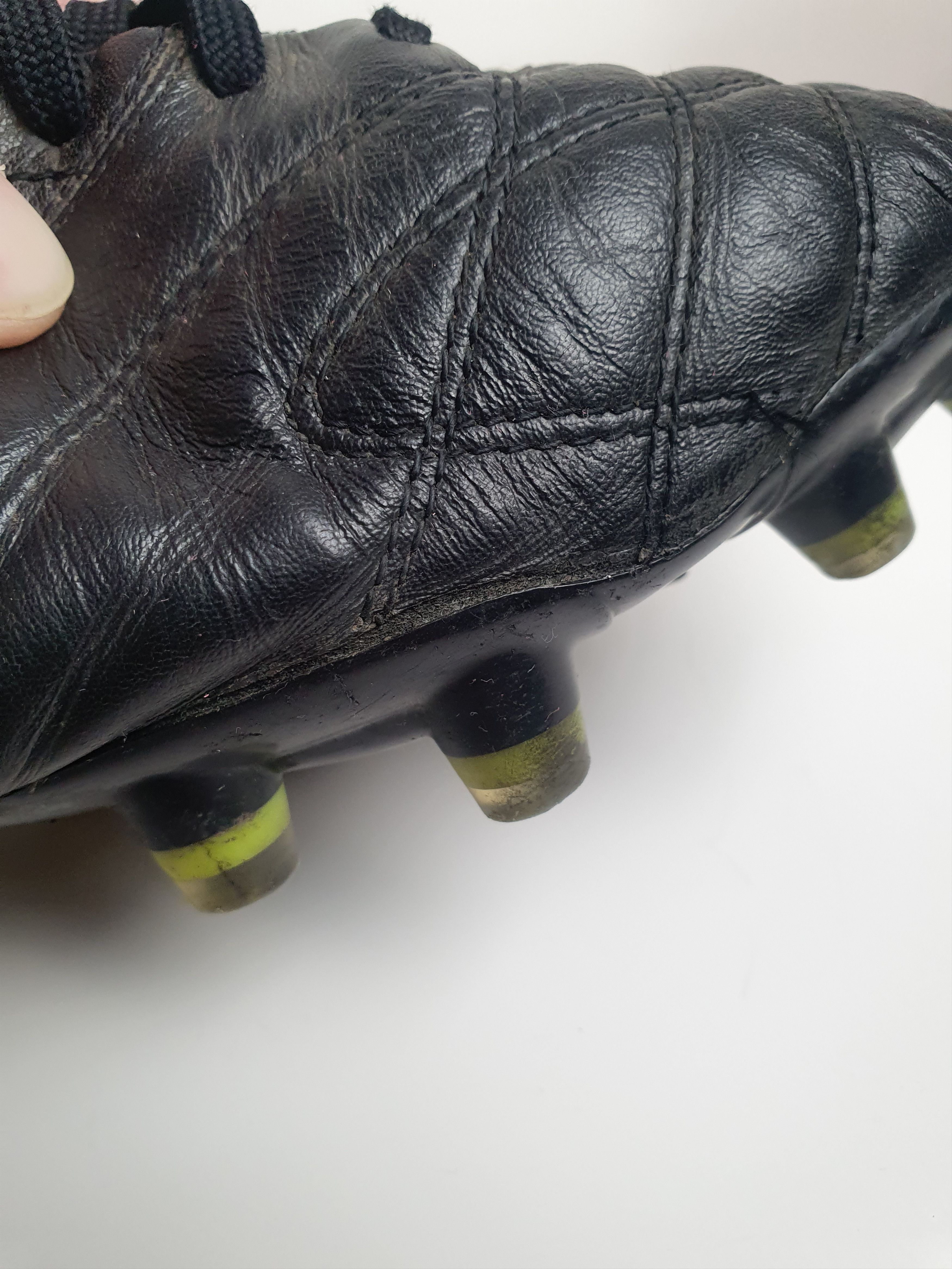 Nike Vintage Cleats mens Nike Tiempo Legend III Football Rare Size US 11 / EU 44 - 13 Thumbnail