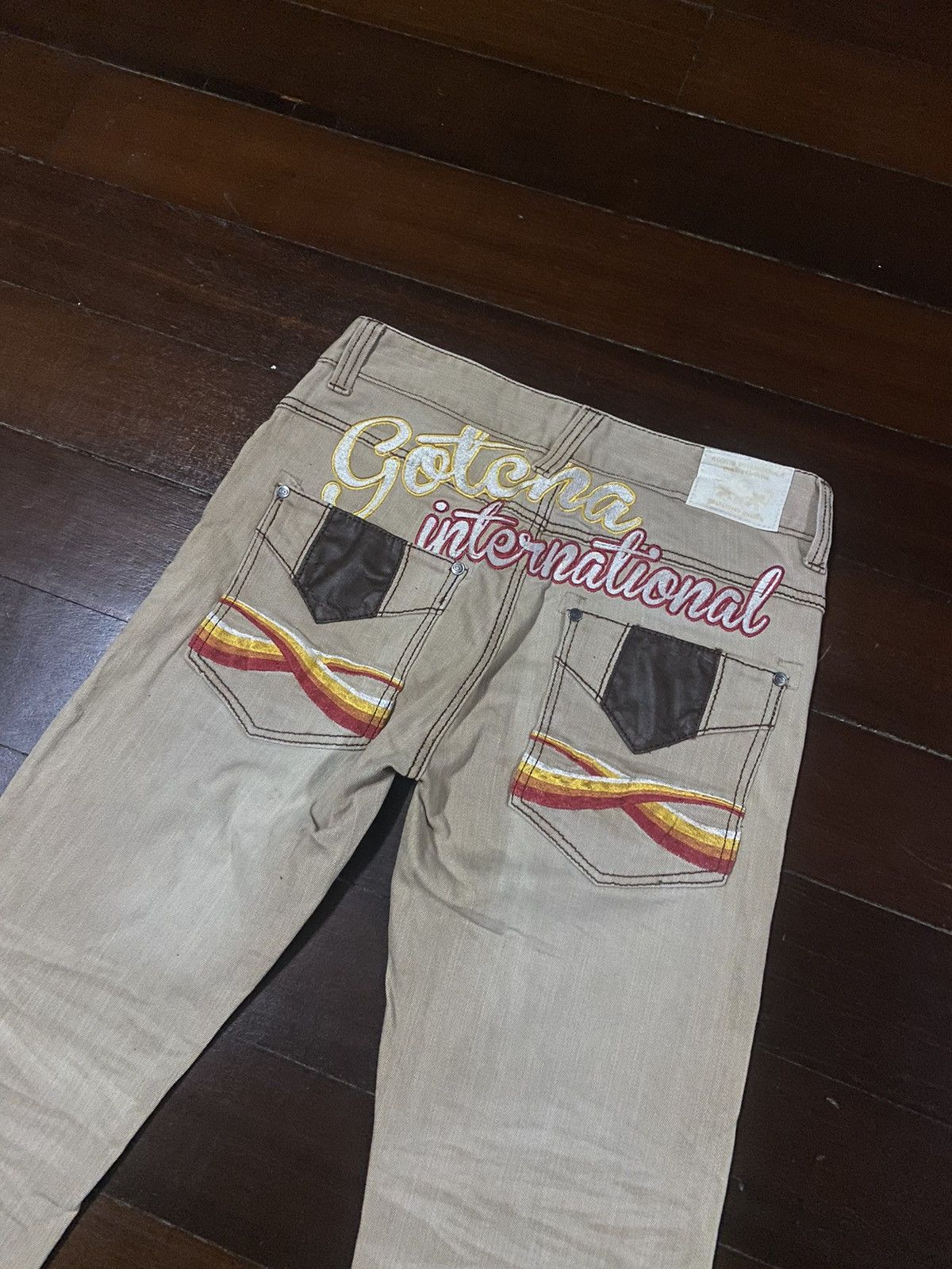 Gotcha FIRE 🔥 GOTCHA INTERNATIONAL EMBROIDERED BIG LOGO Size US 34 / EU 50 - 9 Thumbnail